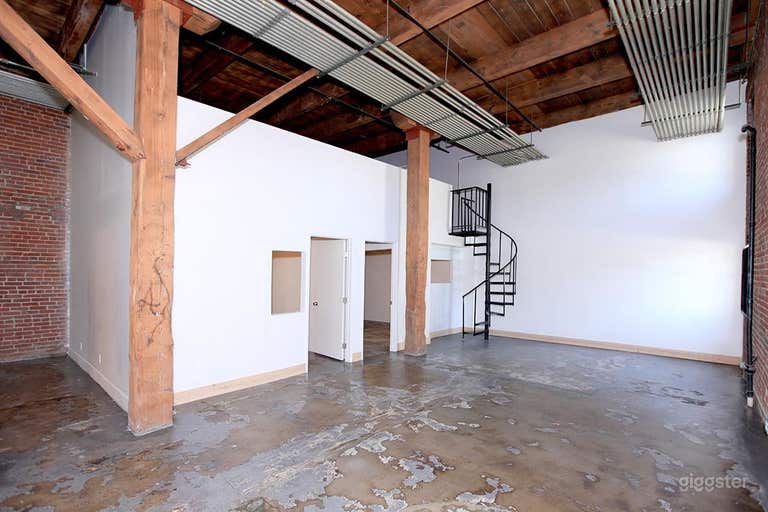  1520 SQFT Loft 114 