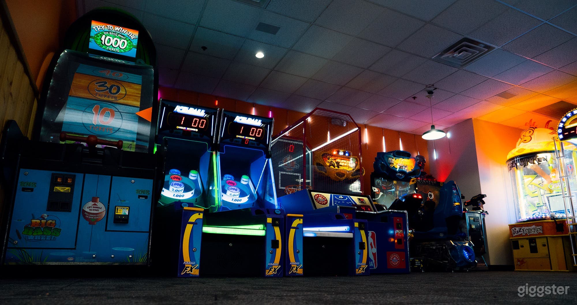 Food and Entertainement Venue  Photo 2