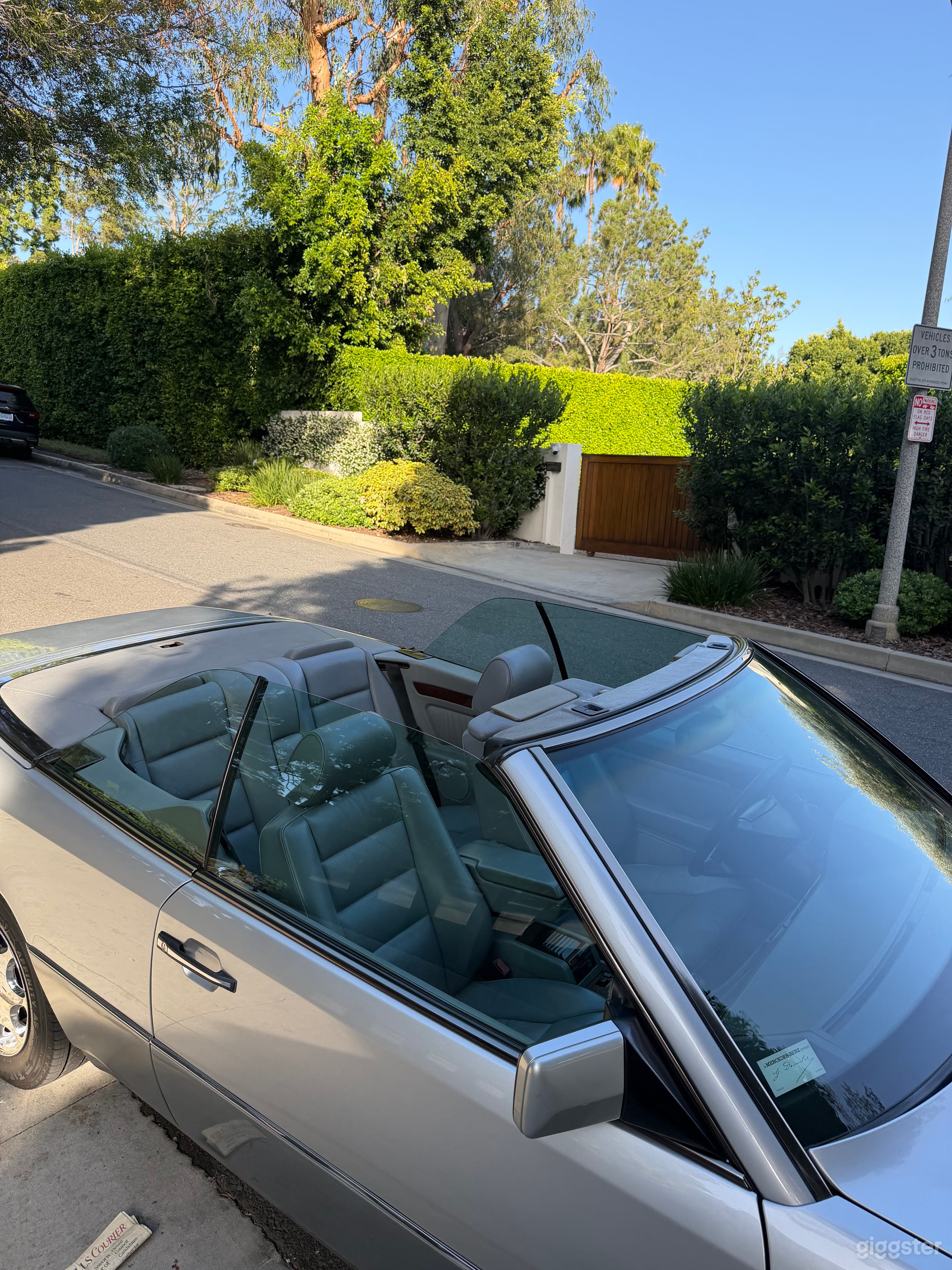 1995 Mercedes E320 Convertible | Timeless Luxury Classic Photo 4