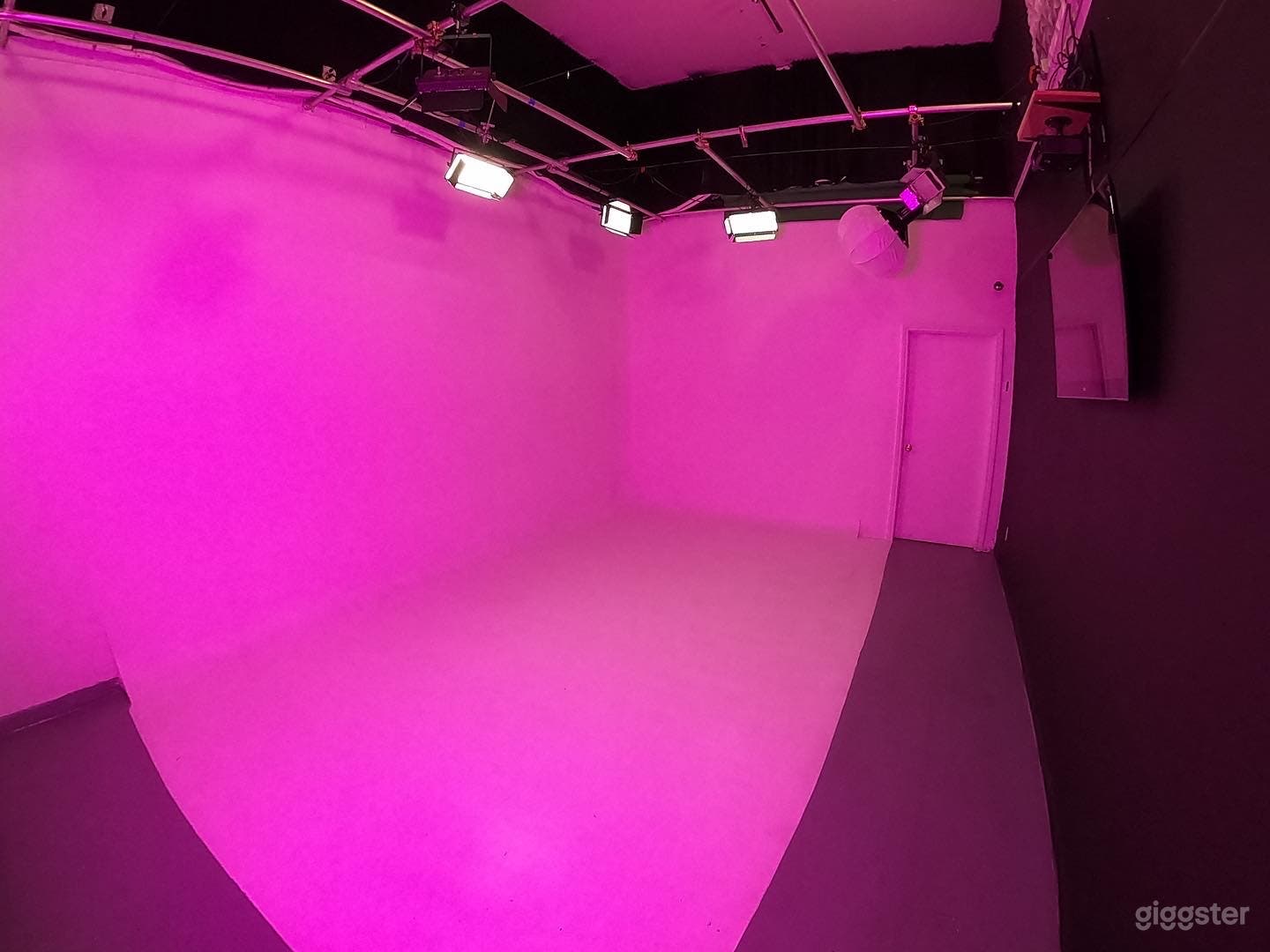 Using Draco 2000 RGB led lights to change studio color. Pink what color do you need.