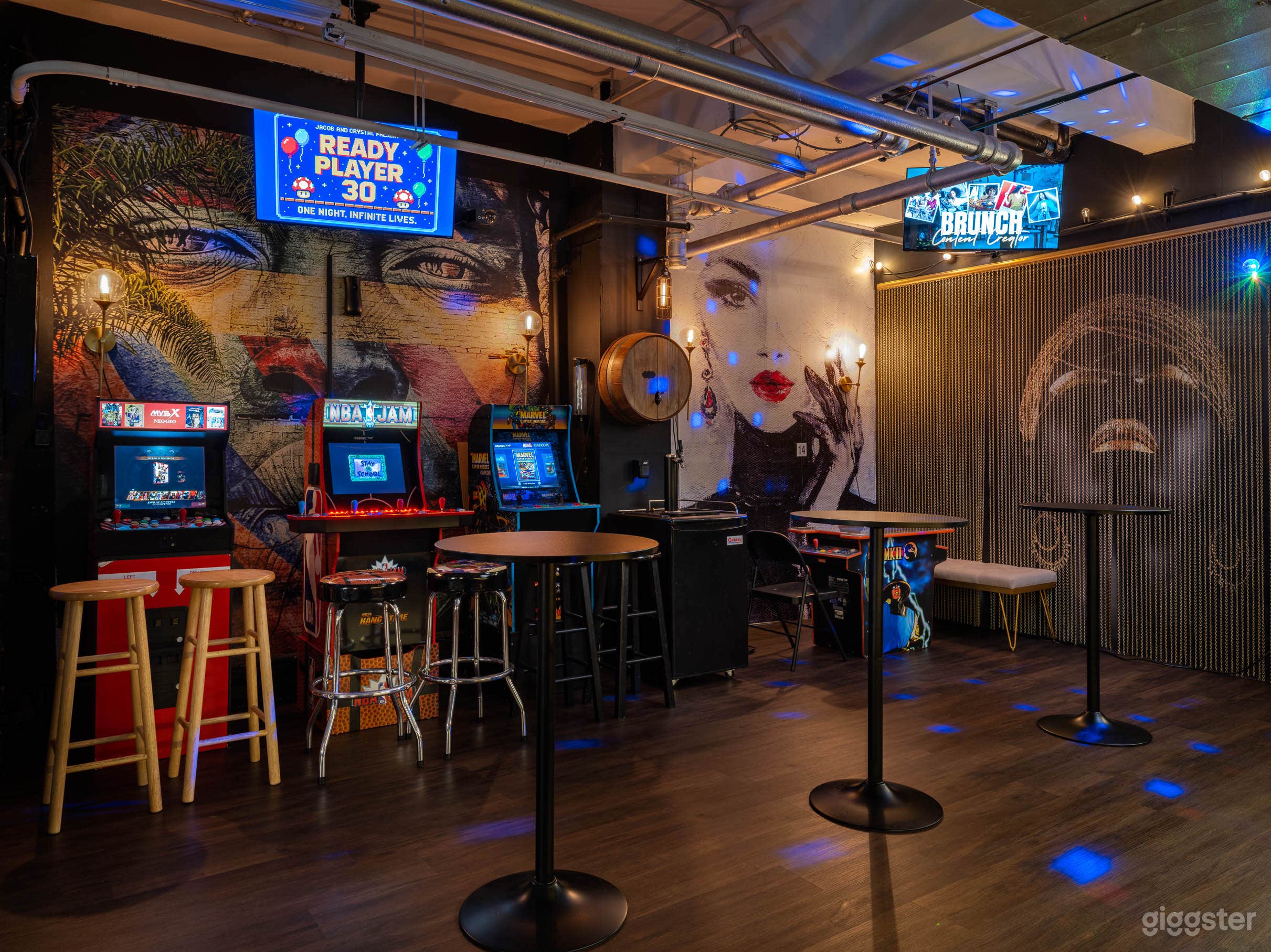 Swanky Speakeasy Bar & Lounge Photo 1