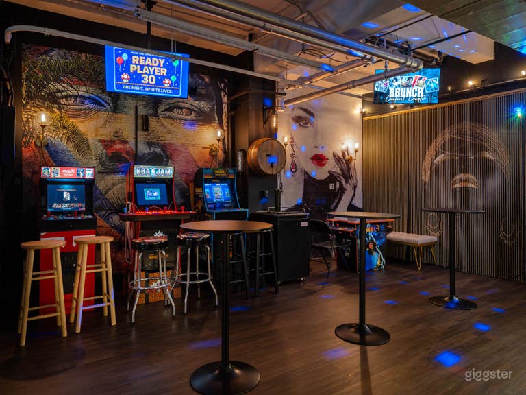  Swanky Speakeasy Bar & Lounge 