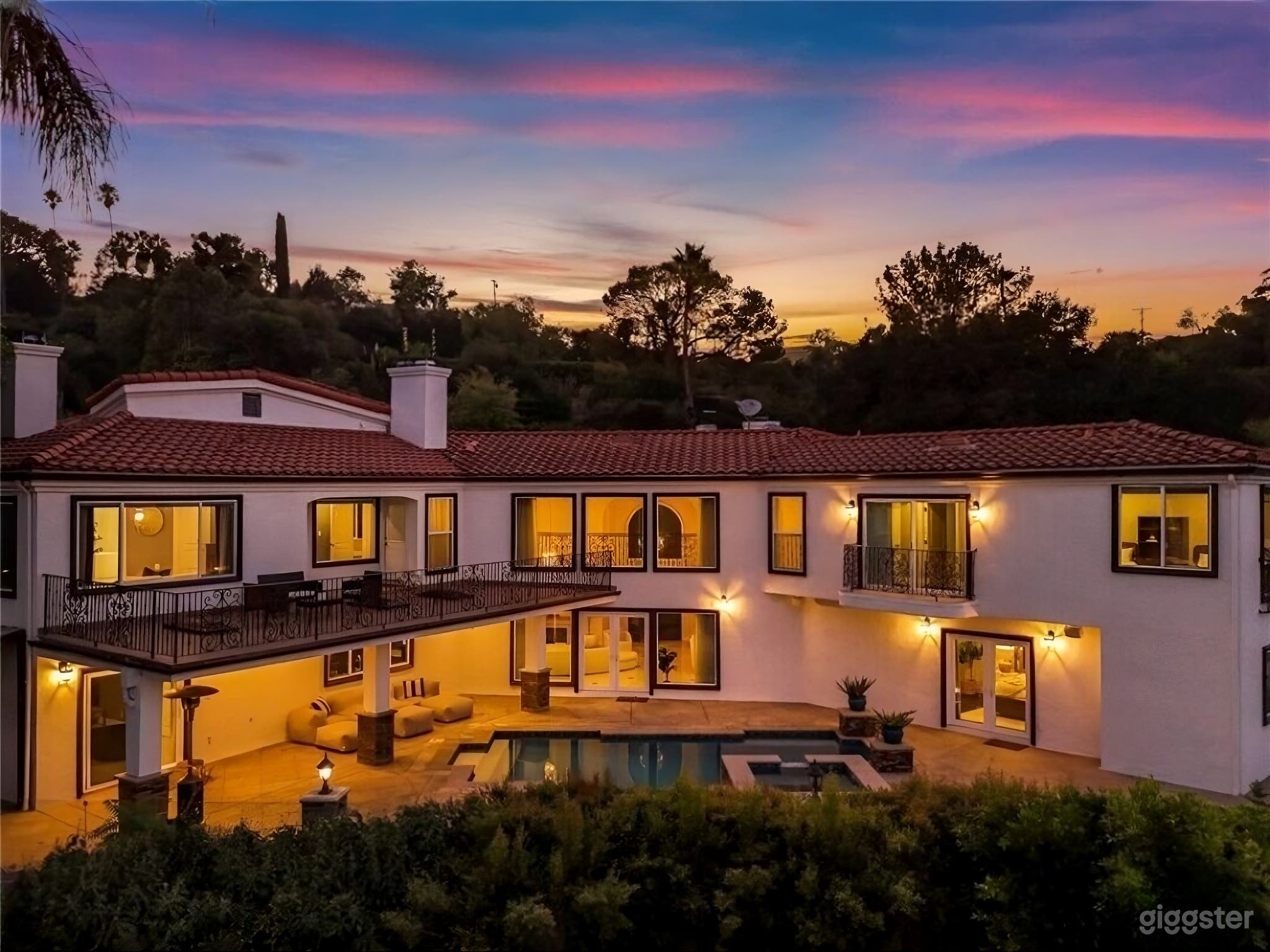 Modern Mansion with Grand Staircase, Pool and Valley Views Photo 1