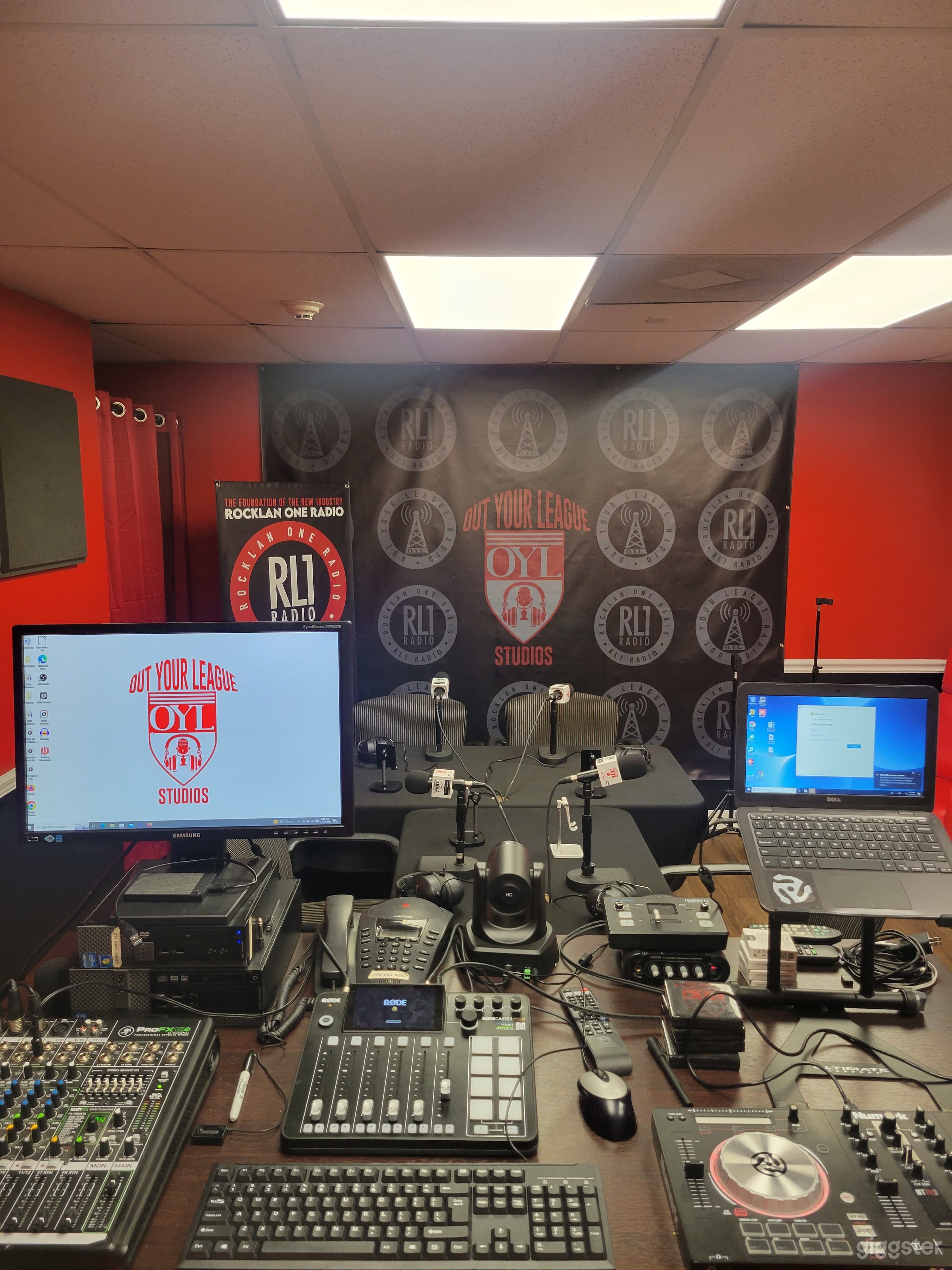 Fully automated studio for radio and podcast