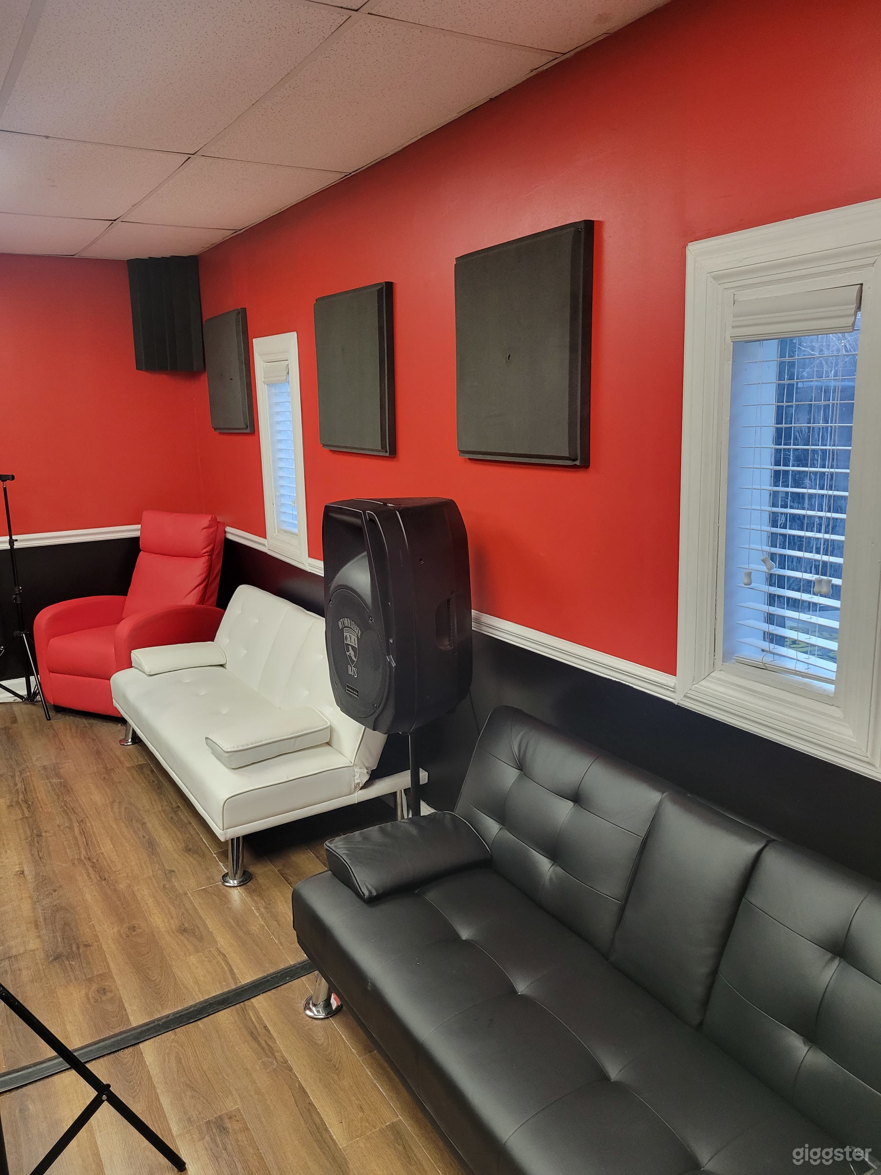 Scalable and movable Podcast furniture 