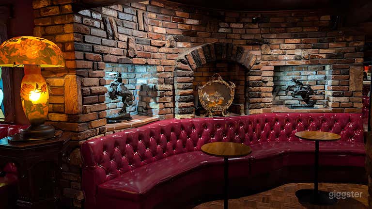  Iconic Historic Restaurant 