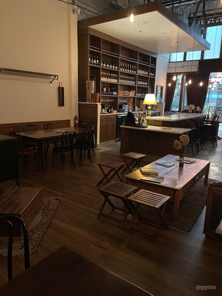  Sophisticated Wine Bar in Los Angeles 