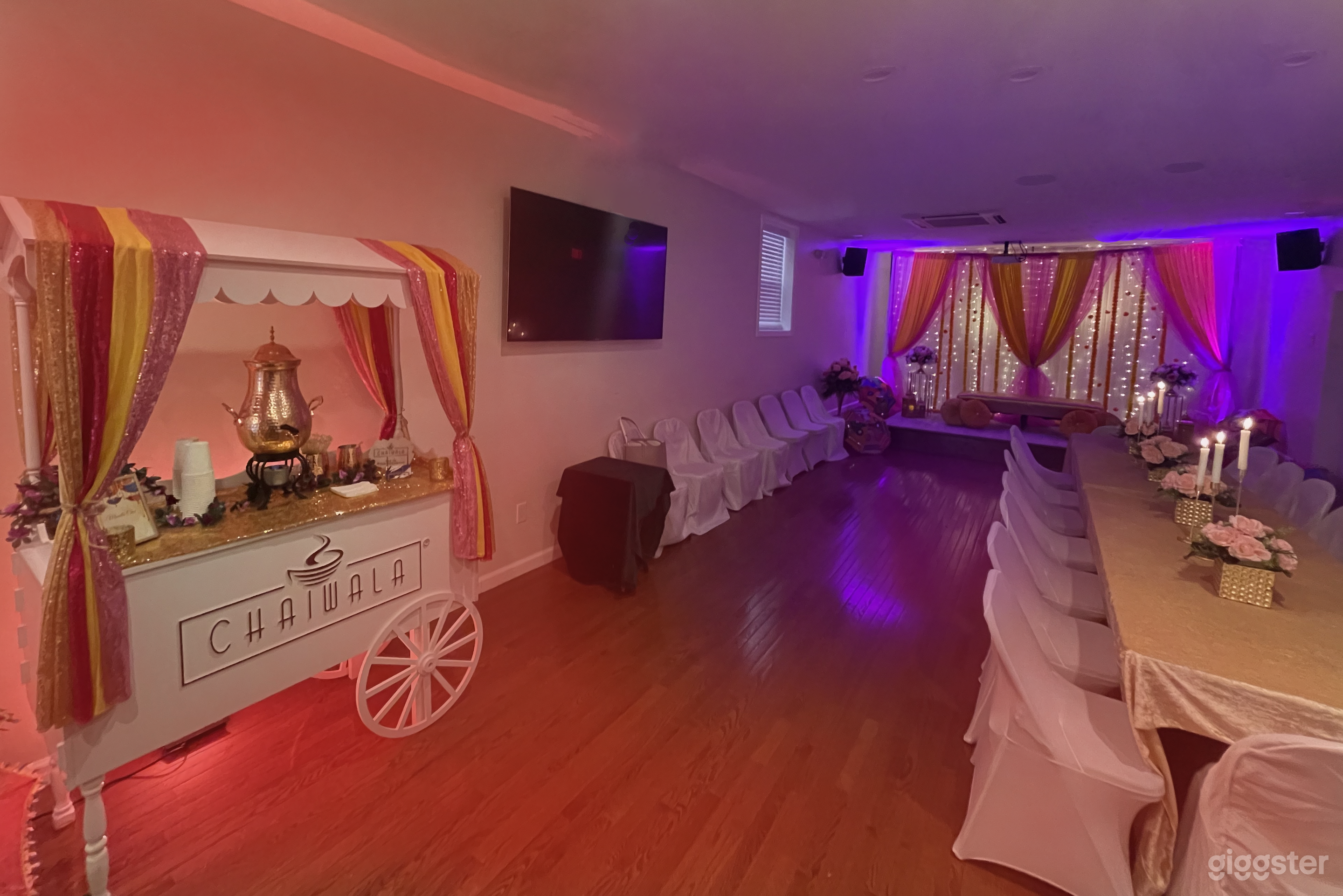 Roomy Performance Room with Stage (KS Hall) Photo 4