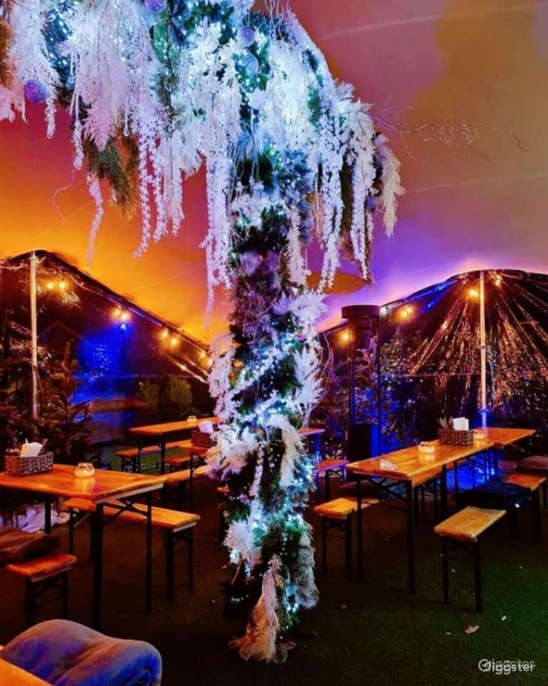  Gorgeous All In One Restaurant and Outdoor Space 