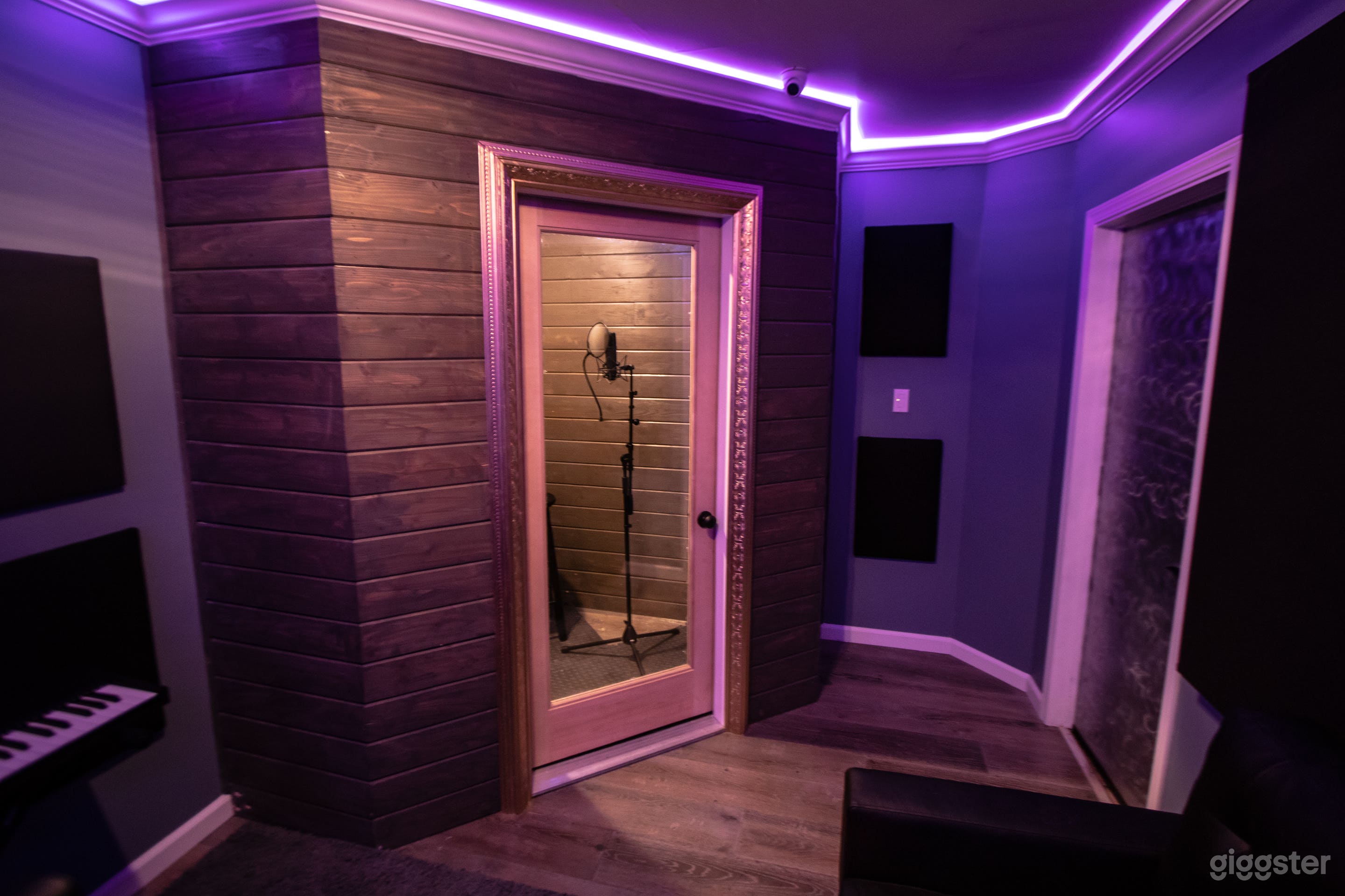 Songwriting Studio C Photo 4