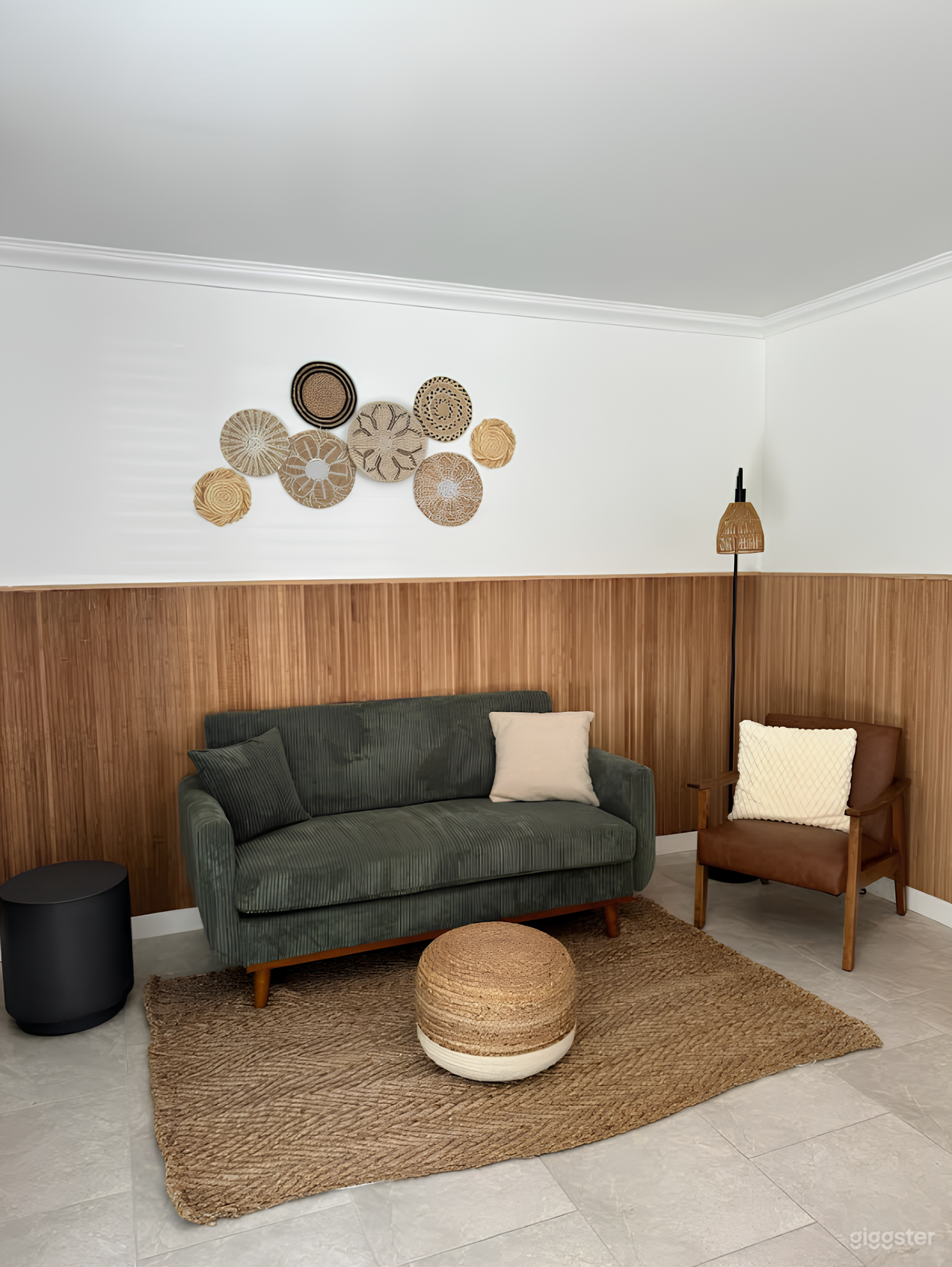 Peaceful, Private space with lots of natural light Photo 2