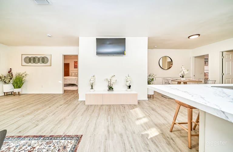  Stylish Modern Home with Open Living Spaces, Natural Light 