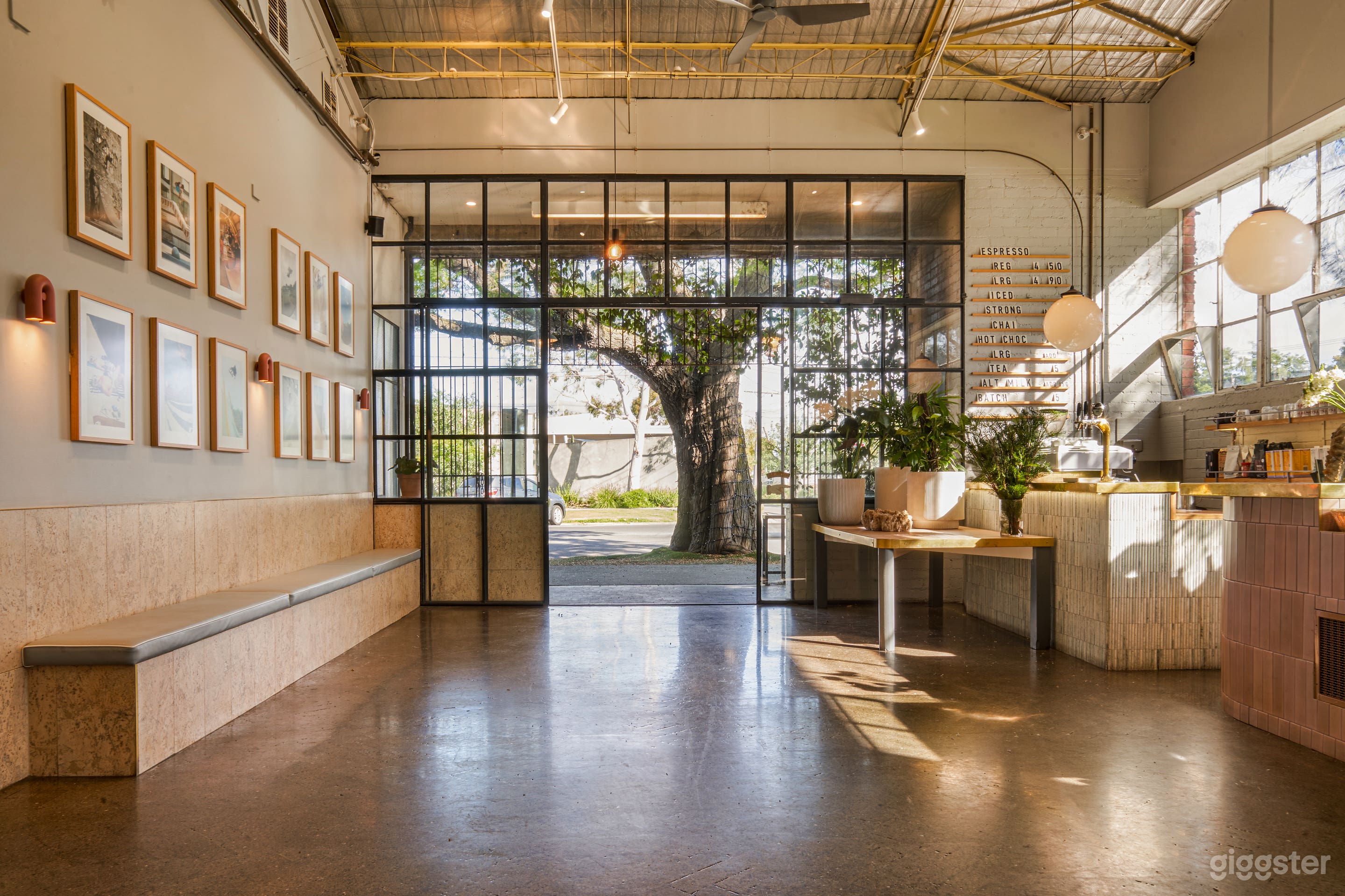 Beautiful Venue for Hire in Melbourne Photo 3