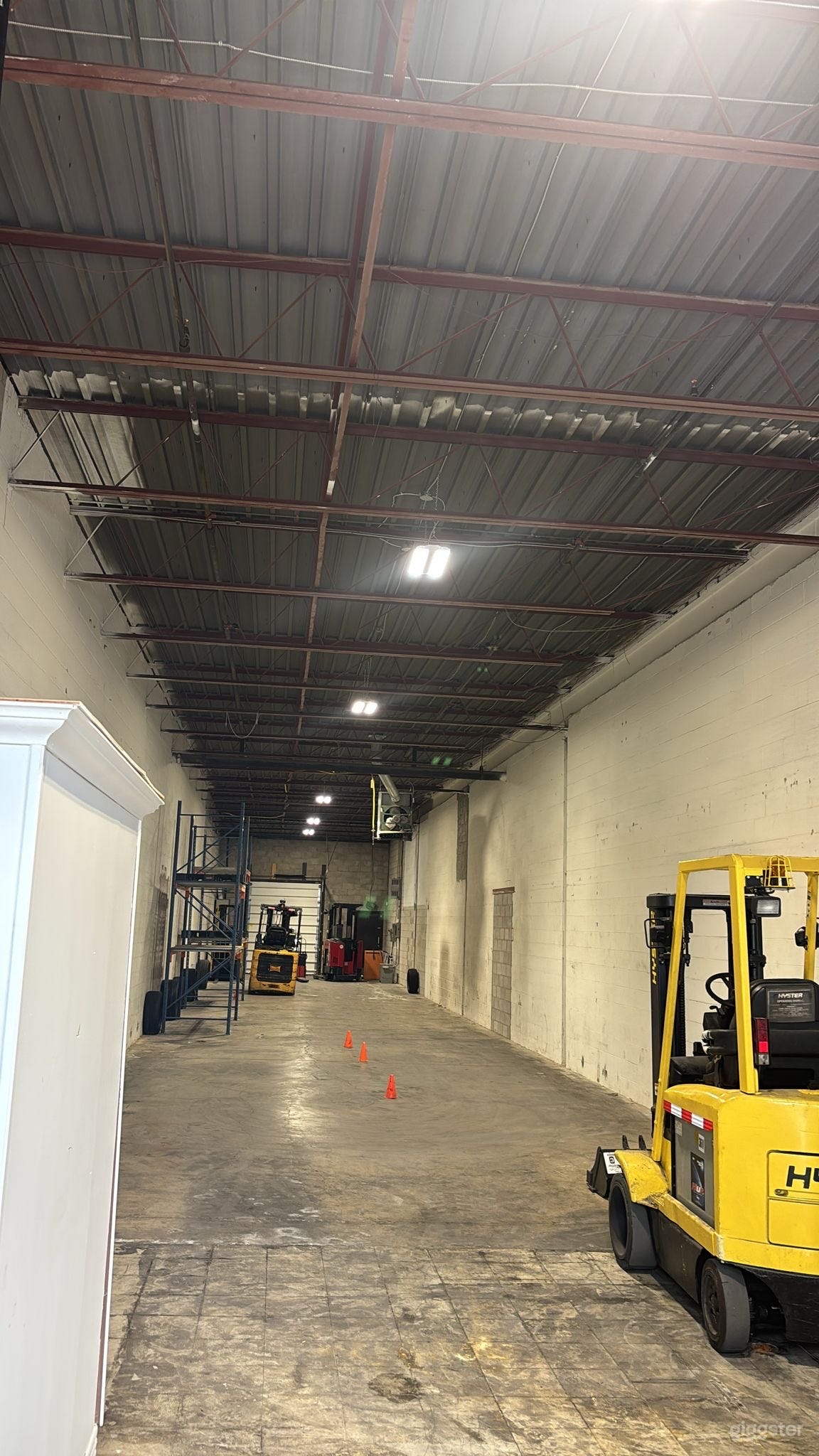 Open Warehouse Space Photo 4