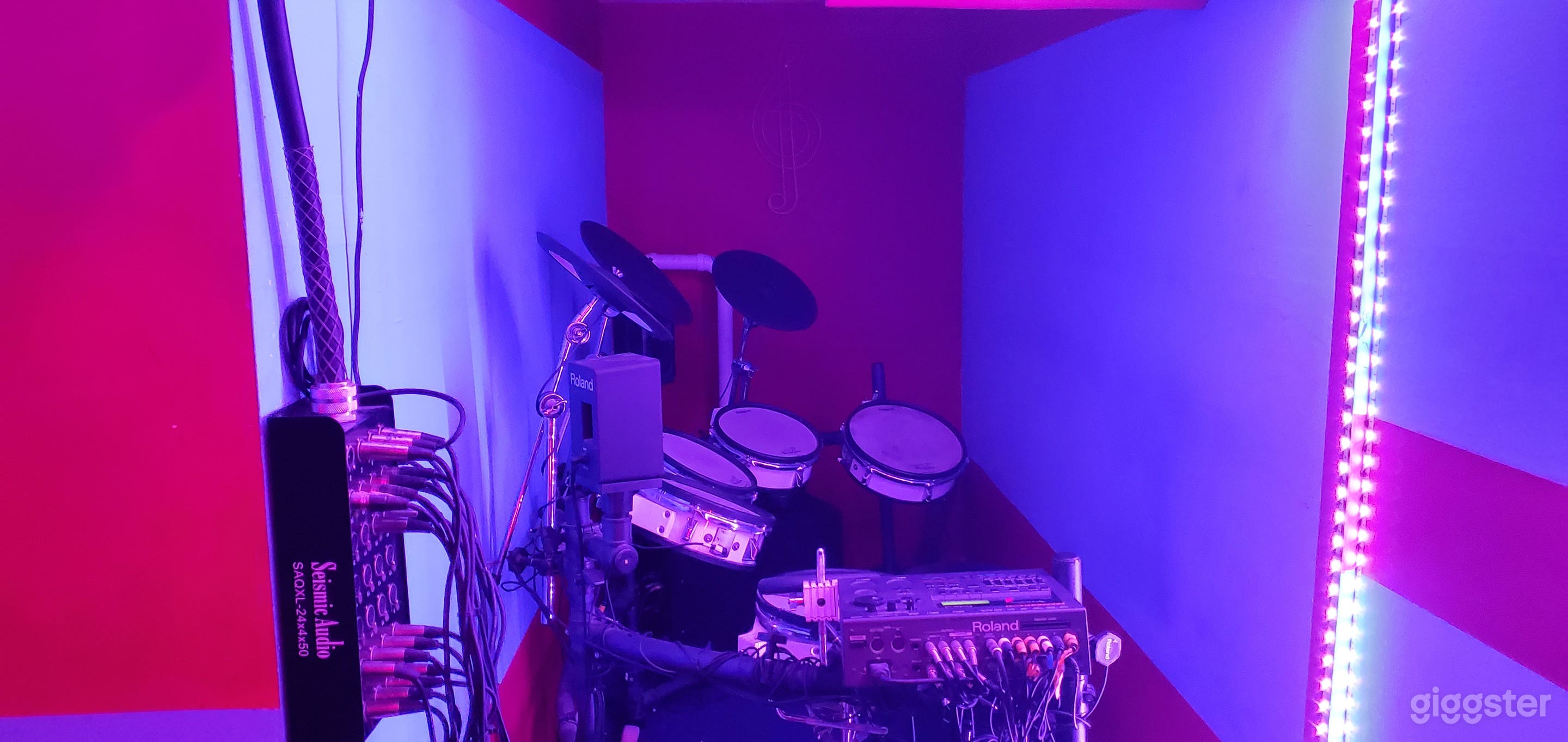 Best Recording Studio For Artists &amp; Bands- Welcome Photo 4