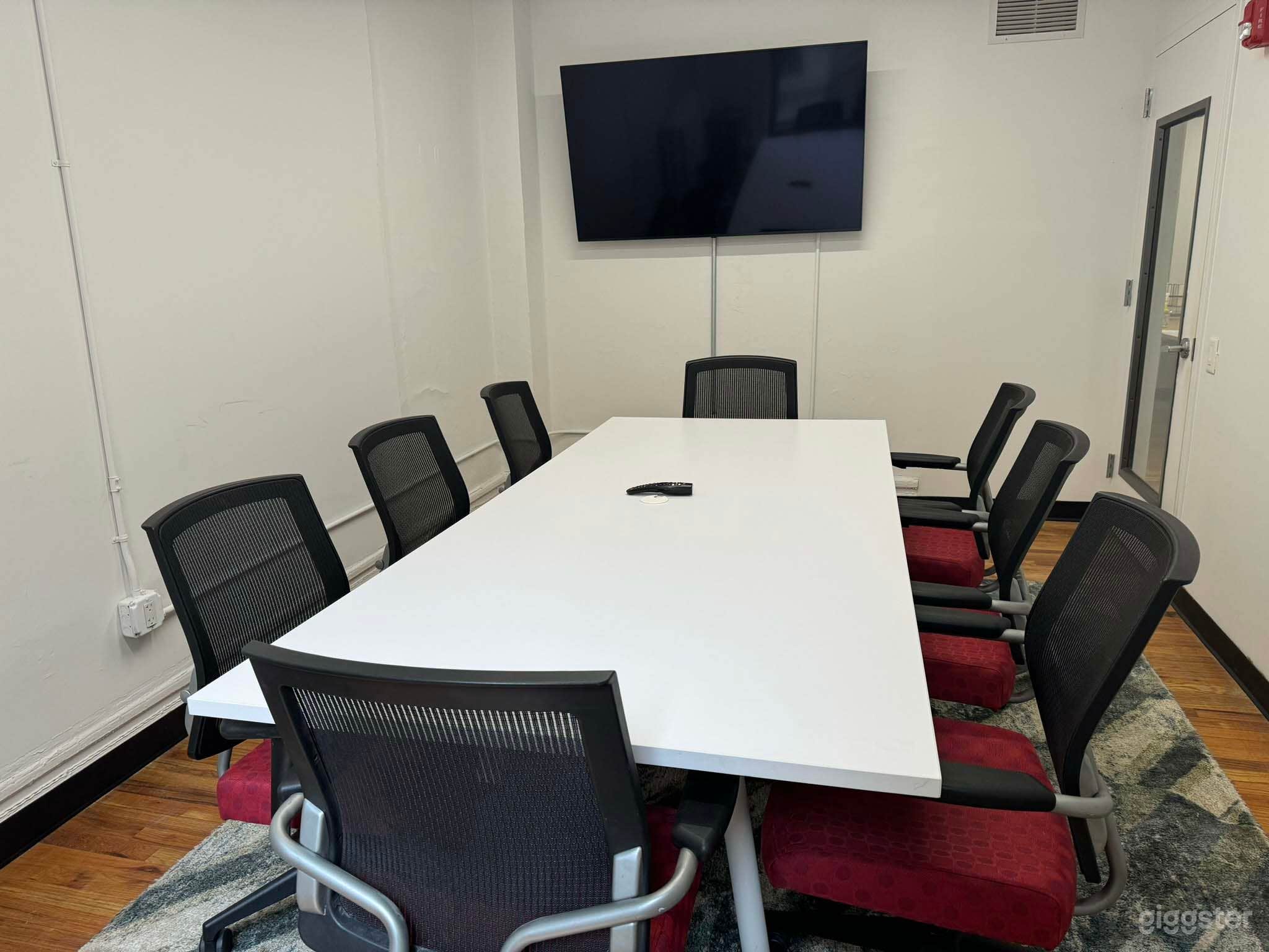 Conference Room 1 Photo 3