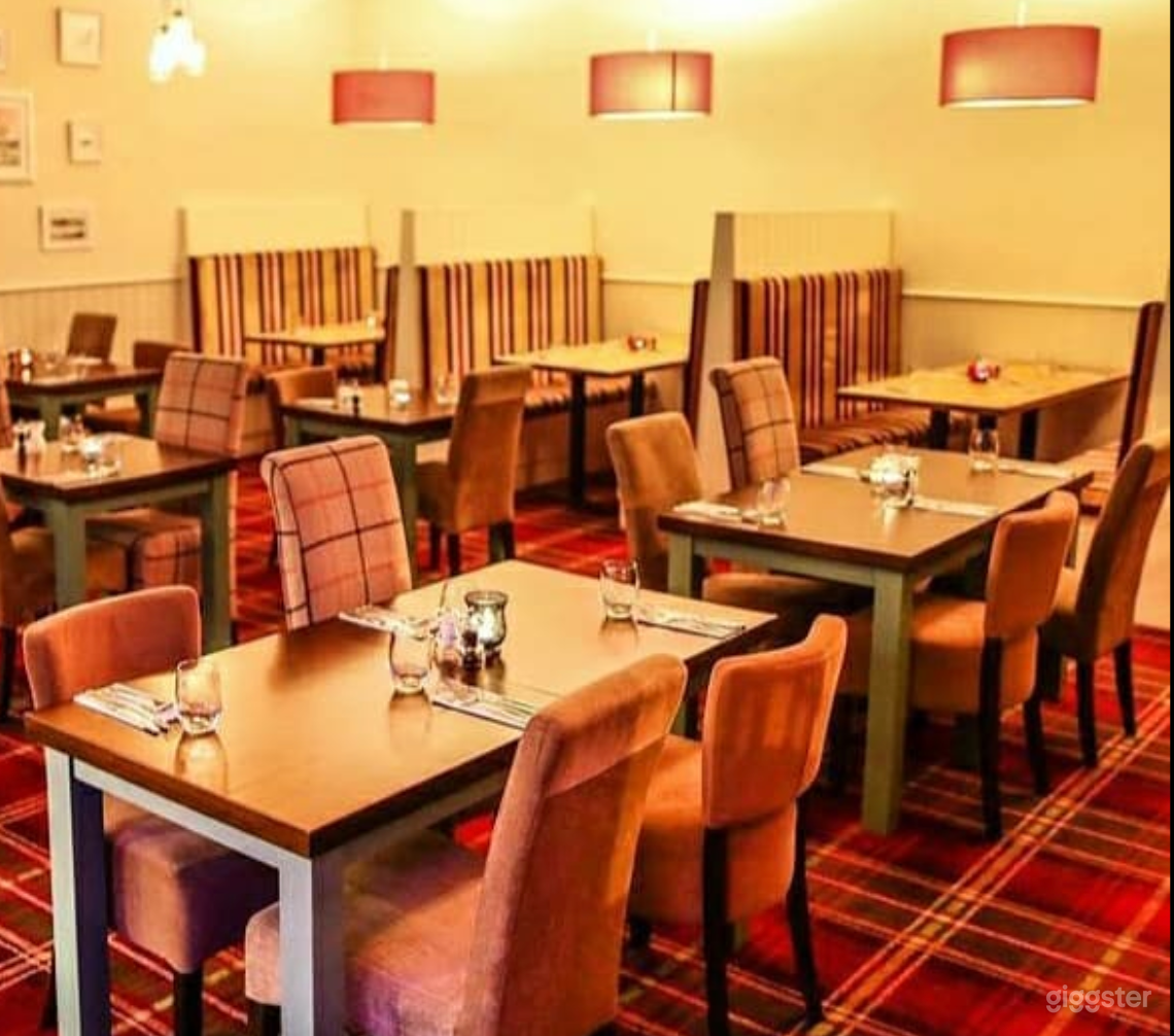 Lovely Indoor Dining Space Photo 4