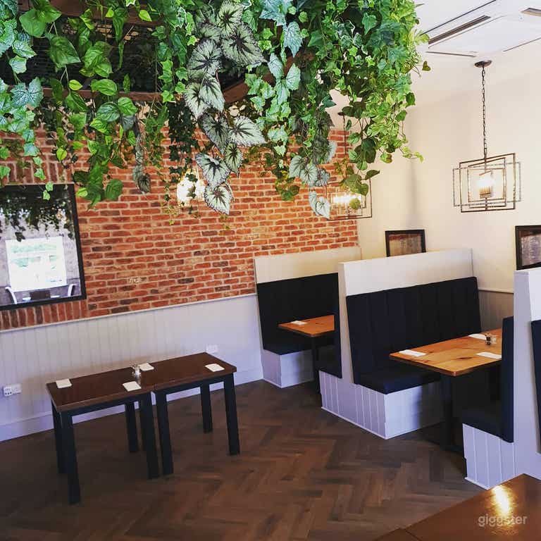  Lovely Indoor Dining Space 