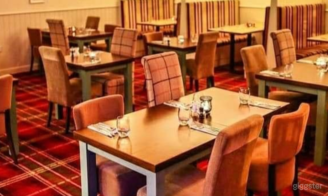 Lovely Indoor Dining Space Photo 3