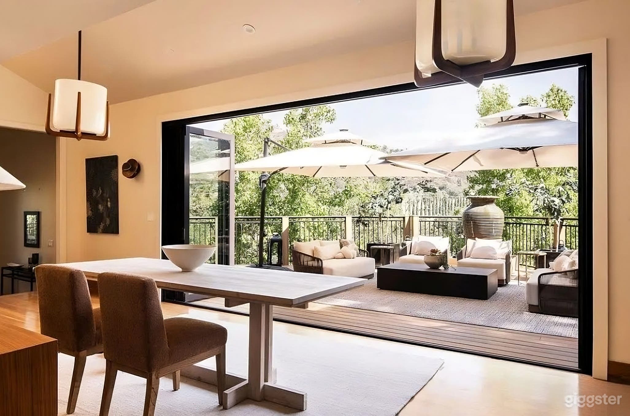 Modern Mountain Chalet-Style Mansion w/ Pool &amp; Canyon Views Photo 4