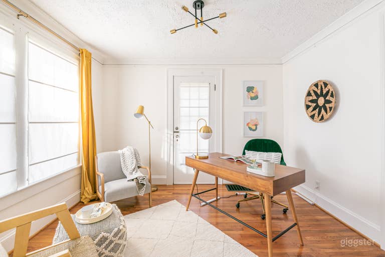  Feel the Berne | Designer Furnished Rental Home 