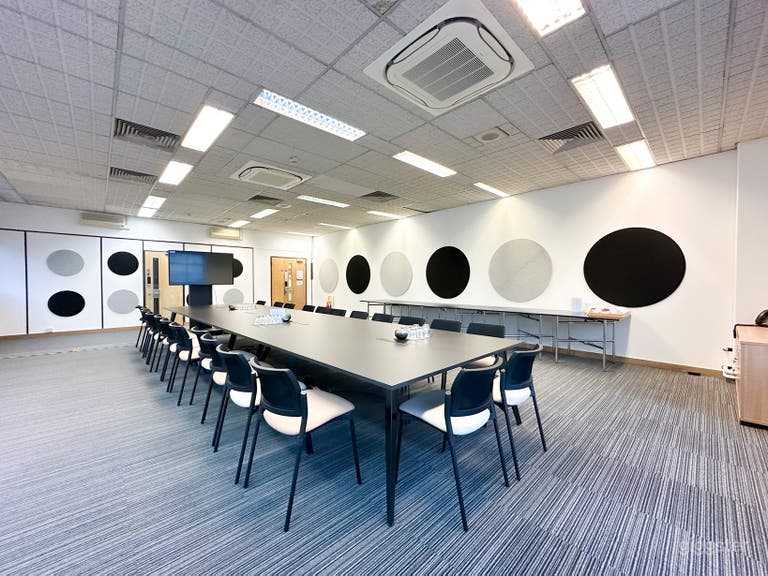  The Nightingale Room 