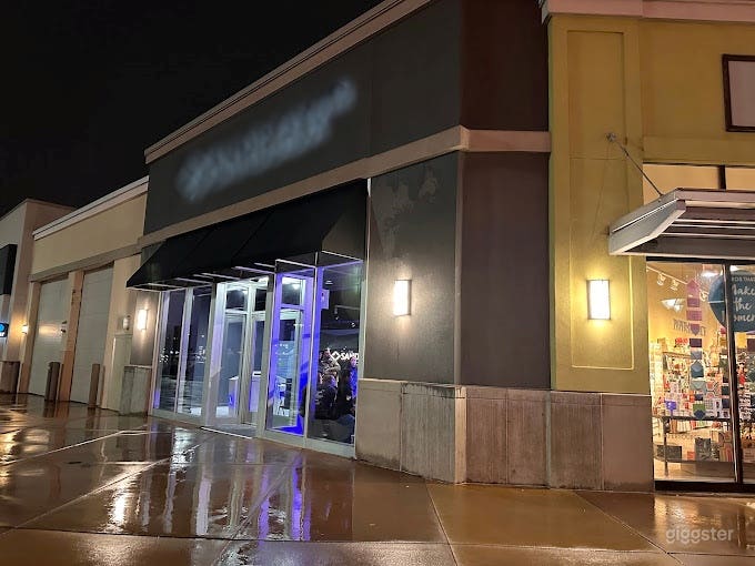 Modern &amp; Futuristic VR Space in Murray Photo 1