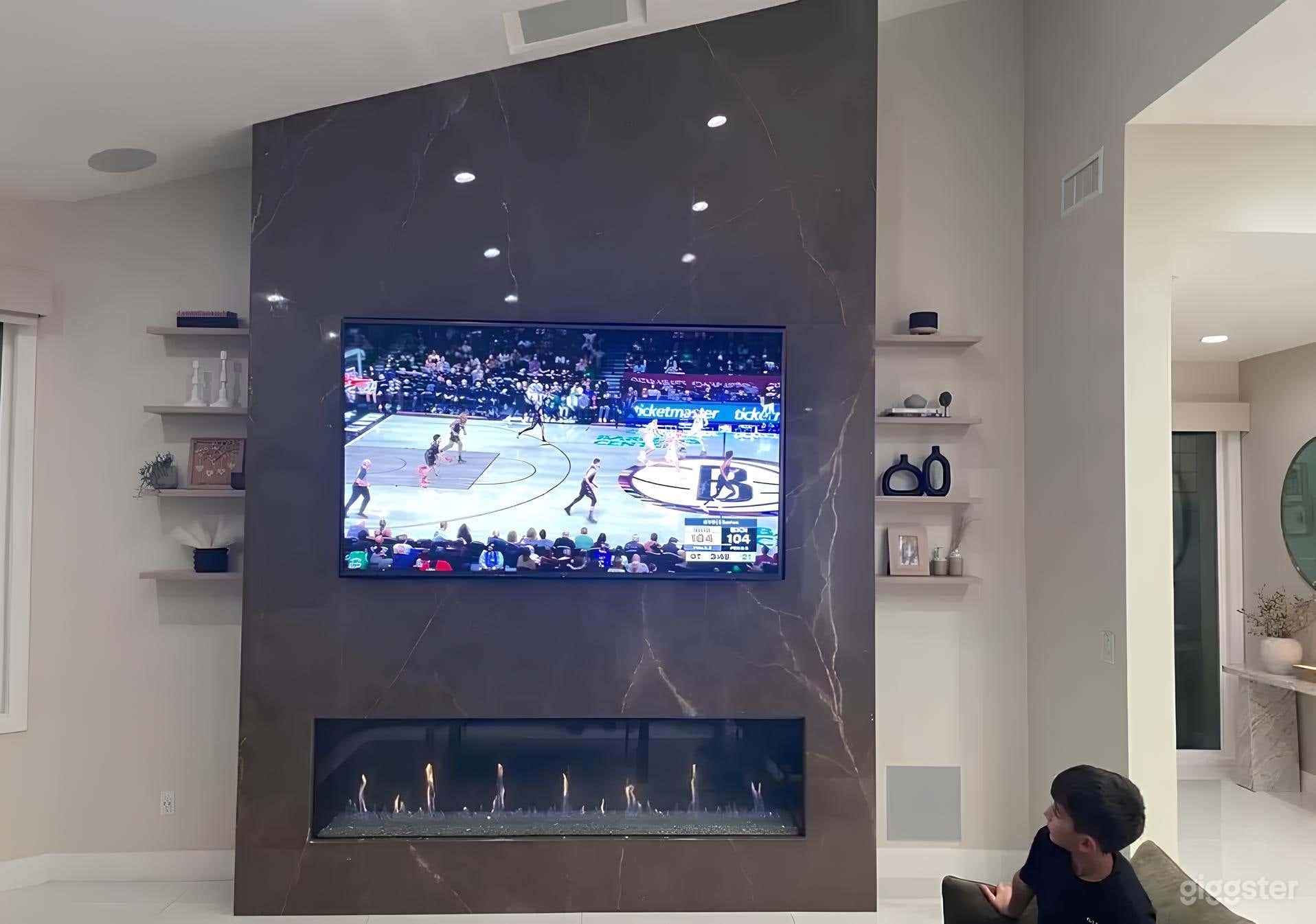 Breathtaking Dream House Photo 3