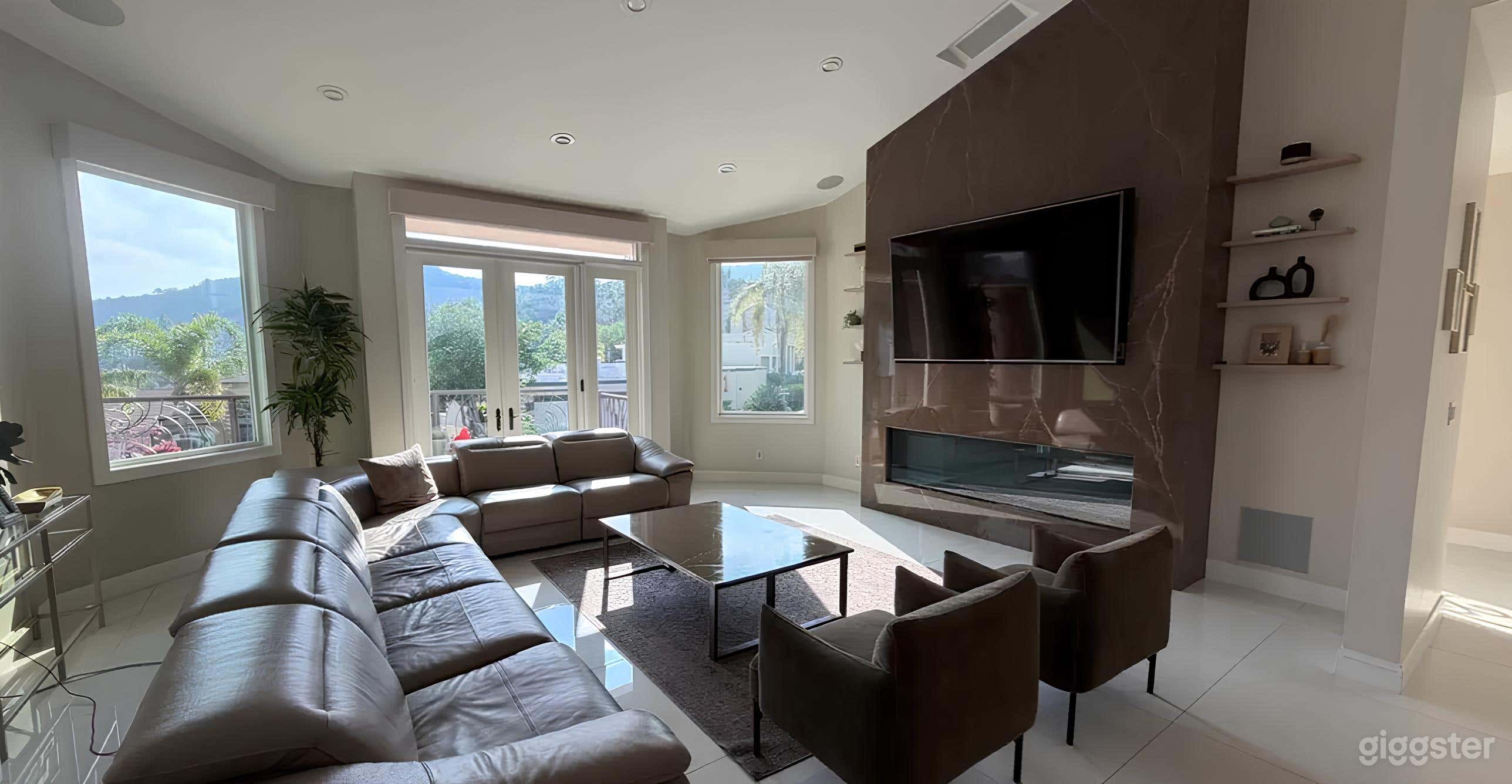 Breathtaking Dream House Photo 1