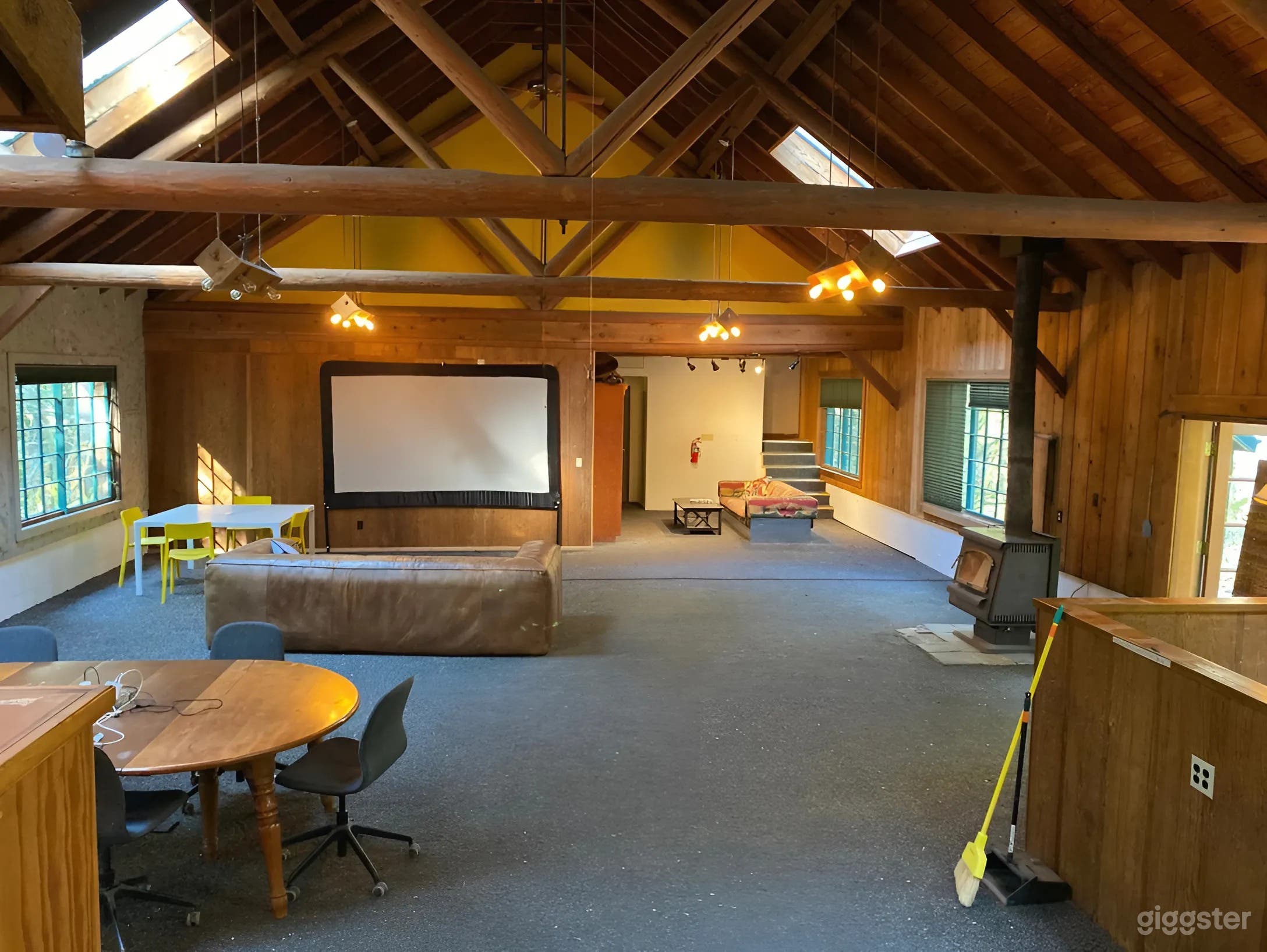 River Falls Lodge Photo 2