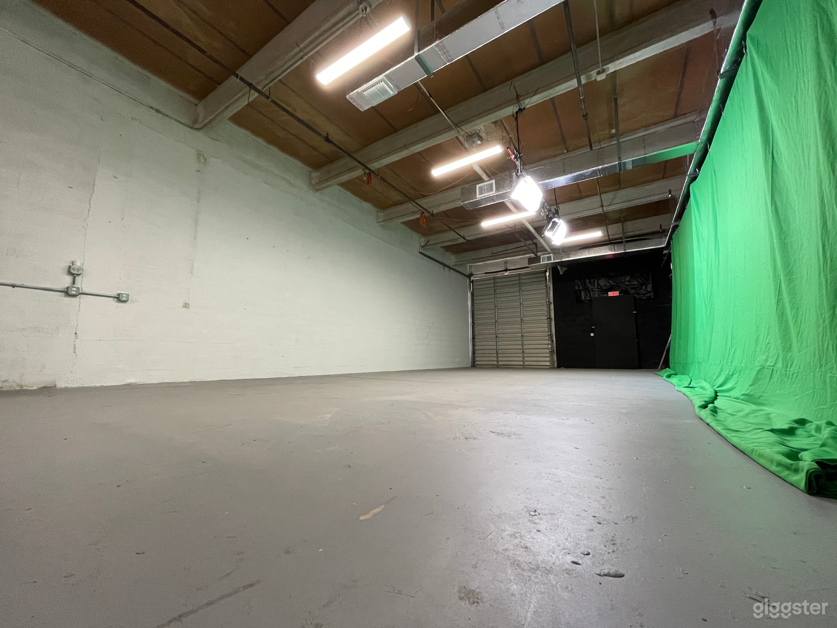 Studio in Little River, Miami Photo 3