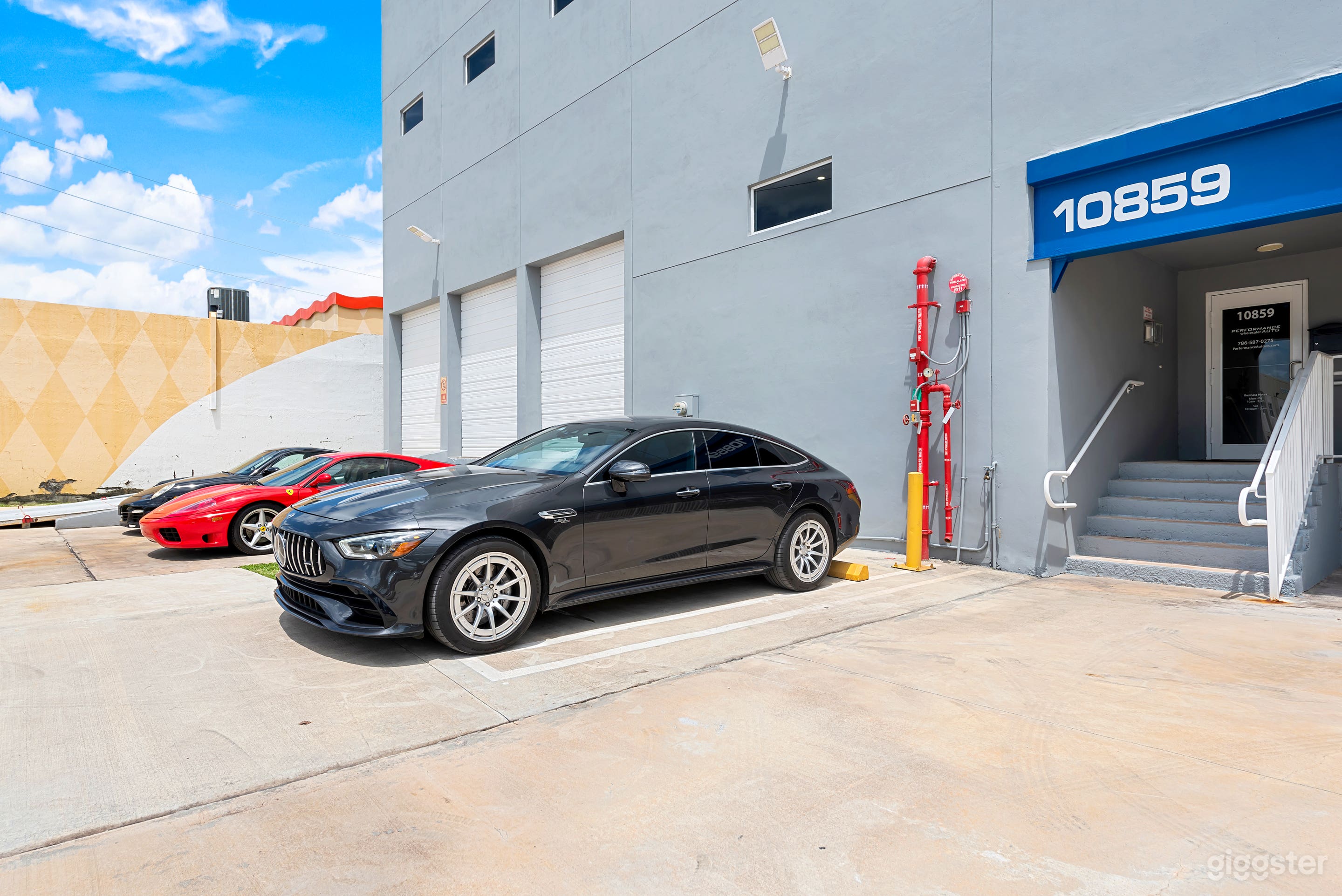 Exotic and Classic Car Warehouse Photo 4