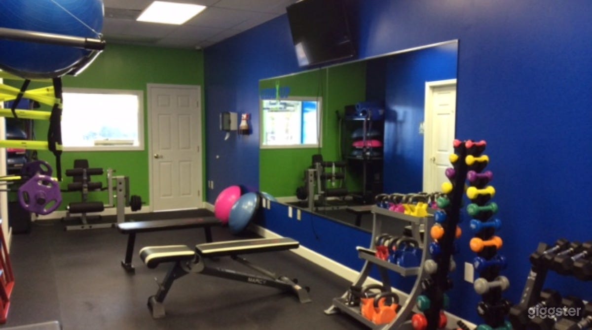 Prime Location Fitness/Office Space Available  Photo 1