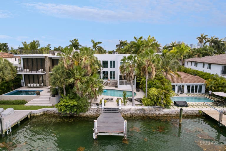   VILLA MIRA , PREMIER PRODUCTION AND EVENT  