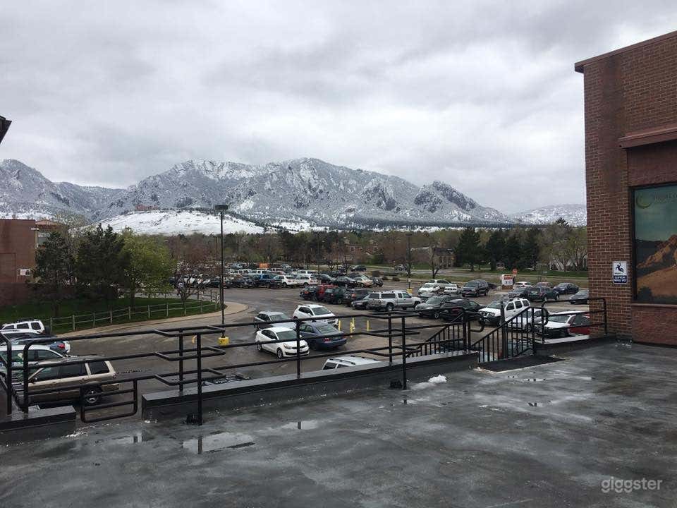 Relaxing Yoga Spot in Colorado Photo 4