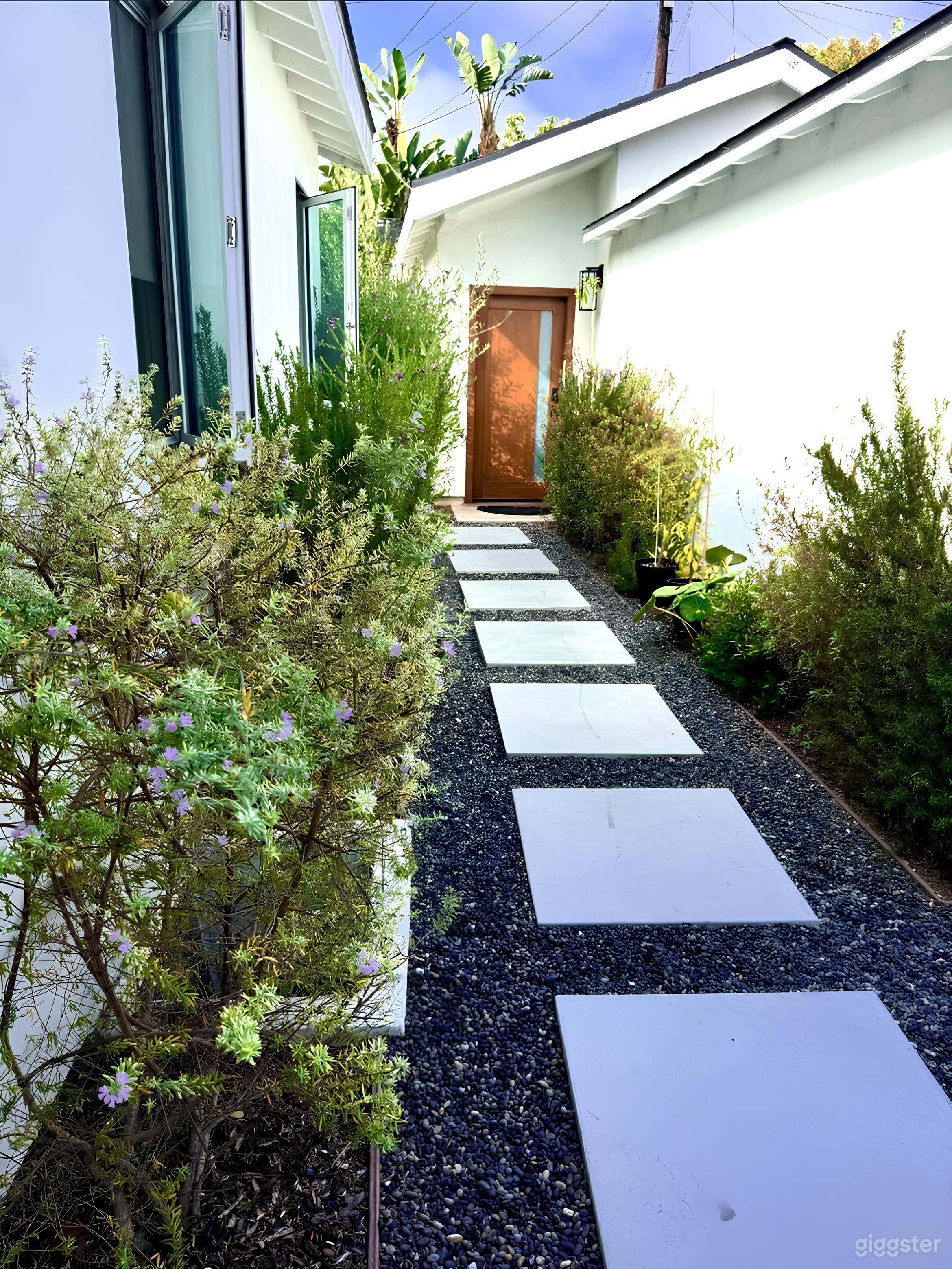 Zen Creative Outdoor Space Photo 4