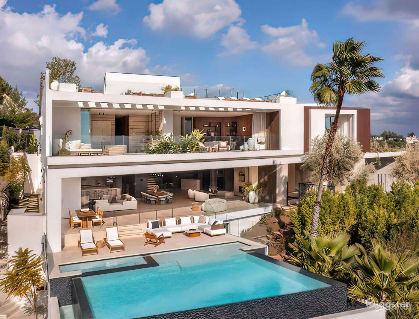 STRADELLA SANCTUARY: CINEMATIC ELEGANCE/POOL Photo 3