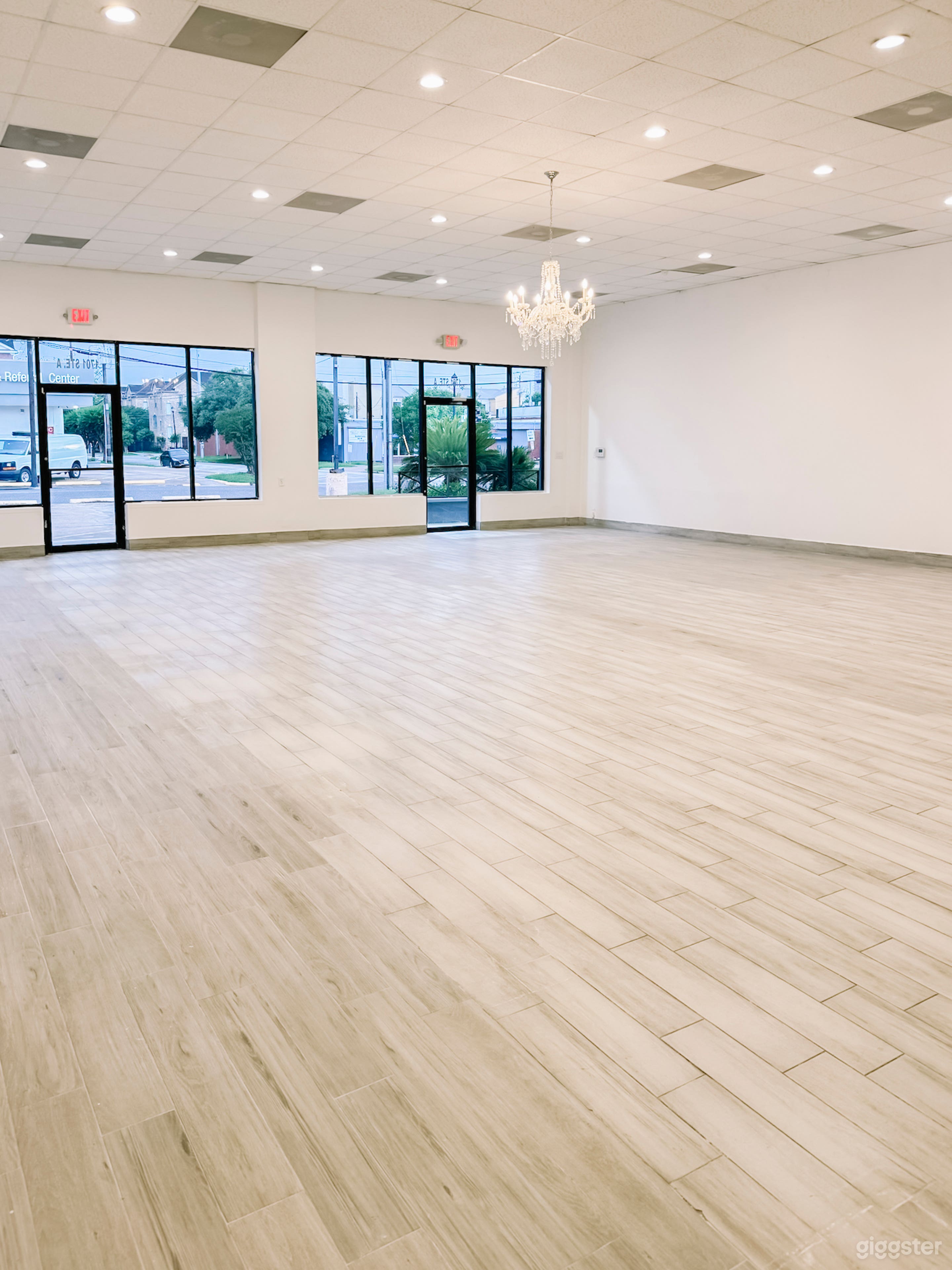 Beautiful natural light!