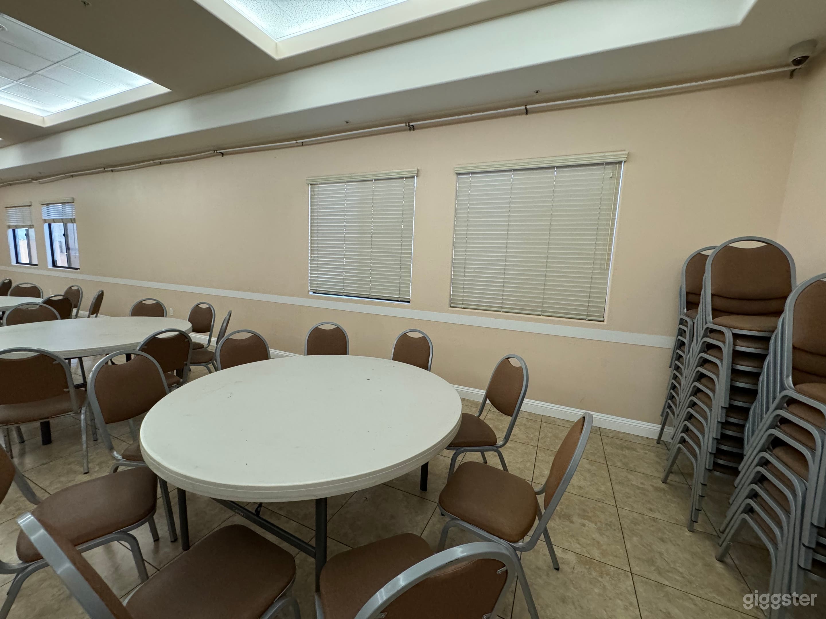 Cafeteria for filming  Photo 2