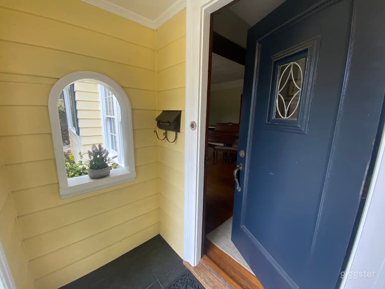  Front Door Alcove 
