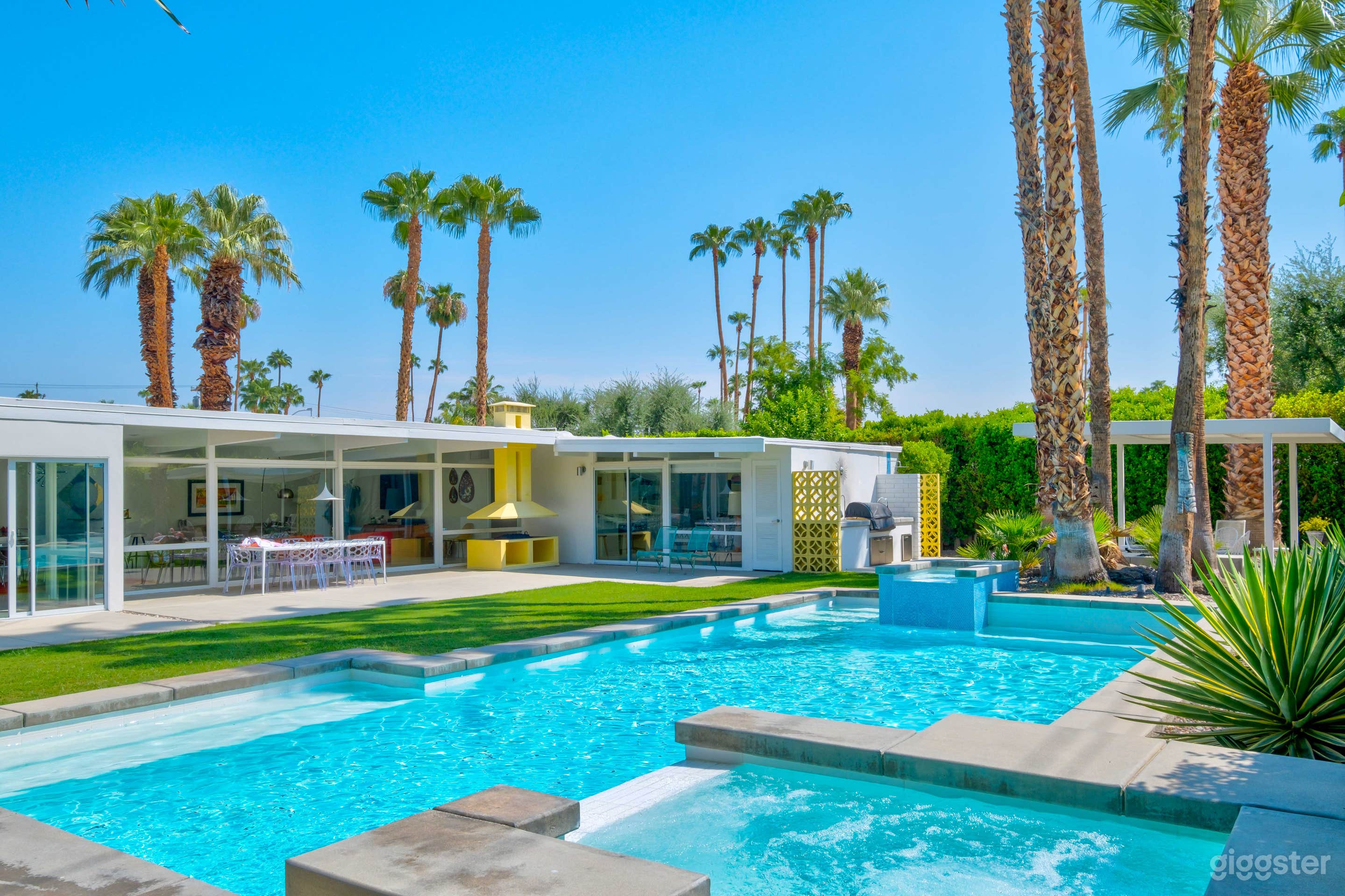 Stunning Midcentury Compound! Amazing Yard + Pool! Photo 1