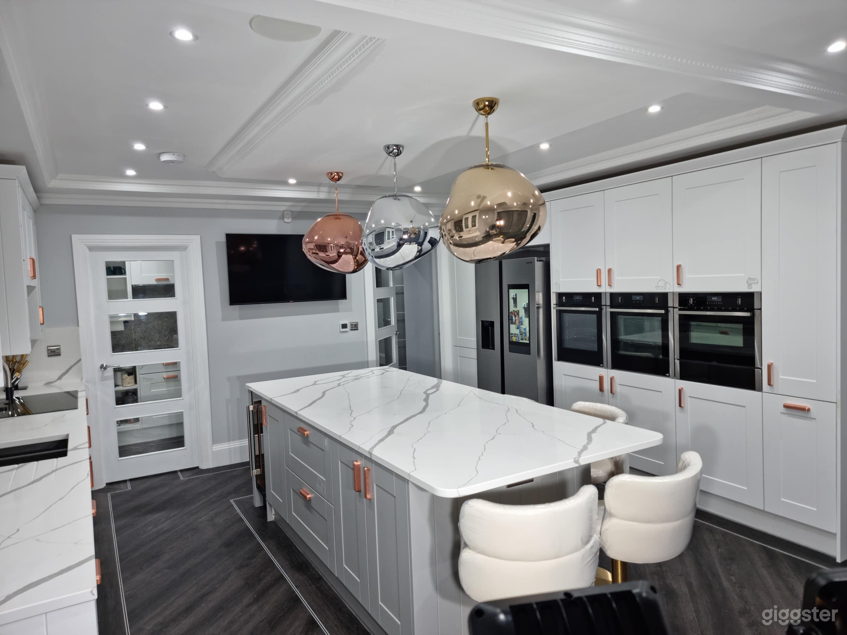 Modern designed kitchen with scullery. 