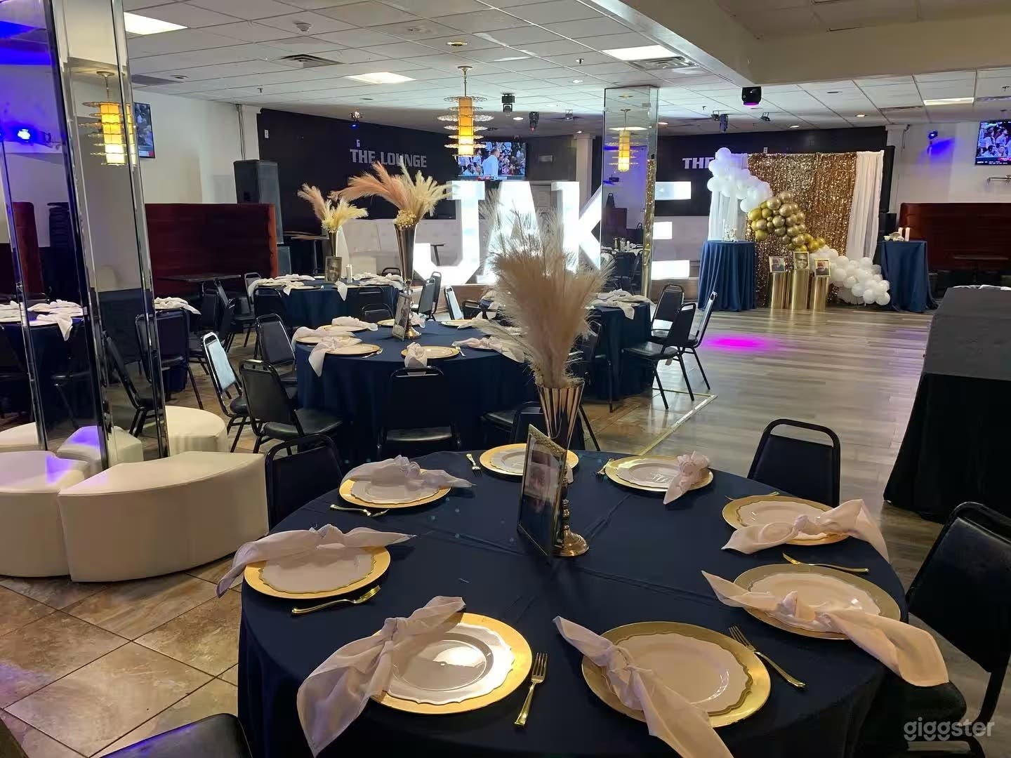 Intimate Lounge in Philadelphia Photo 1