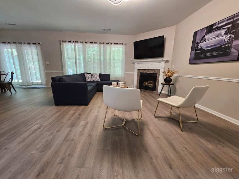  Spacious 5BR Duluth Retreat with Private Backyard 