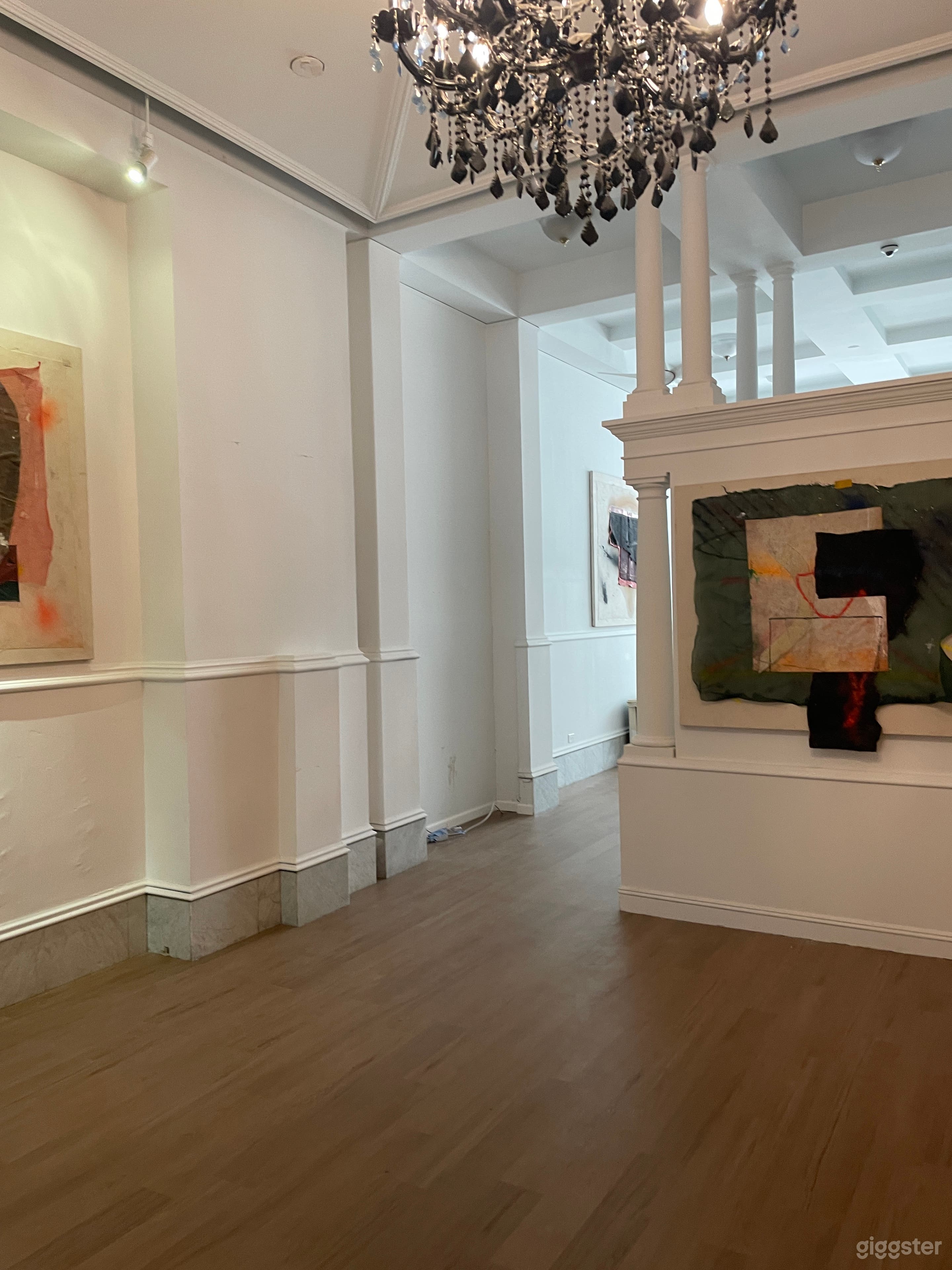 Huge Classic SoHo Loft, the real deal, open for any use Photo 3