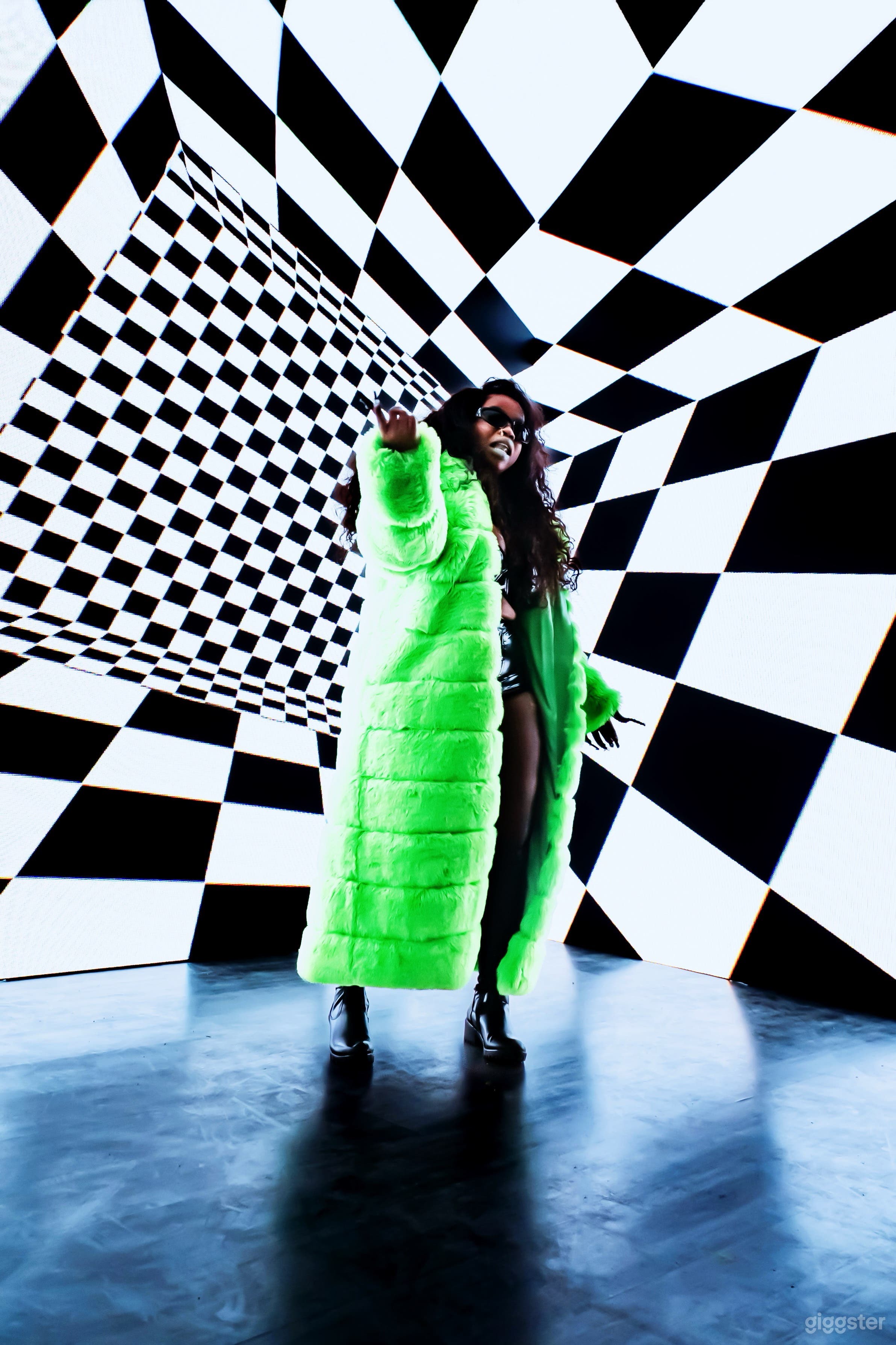 4k LED Wall Studio Photo 1