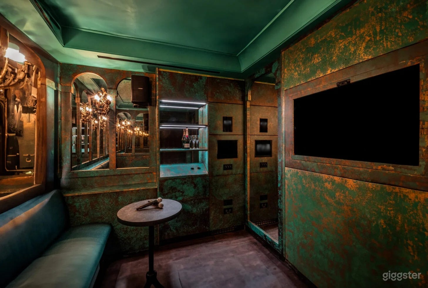 The Bird Cage Room Photo 1