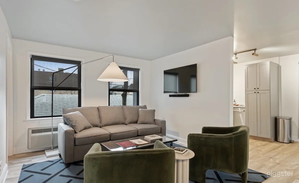 Apartment - Vintage + Modern Photo 4