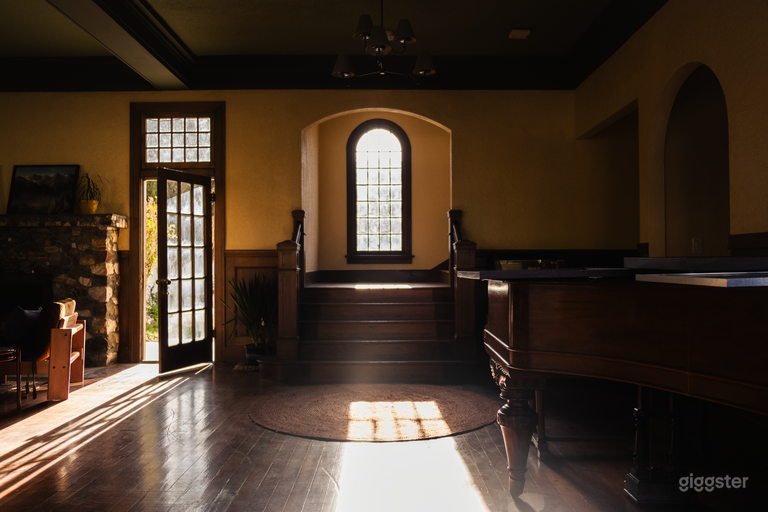  The Historic Winnedumah Hotel 