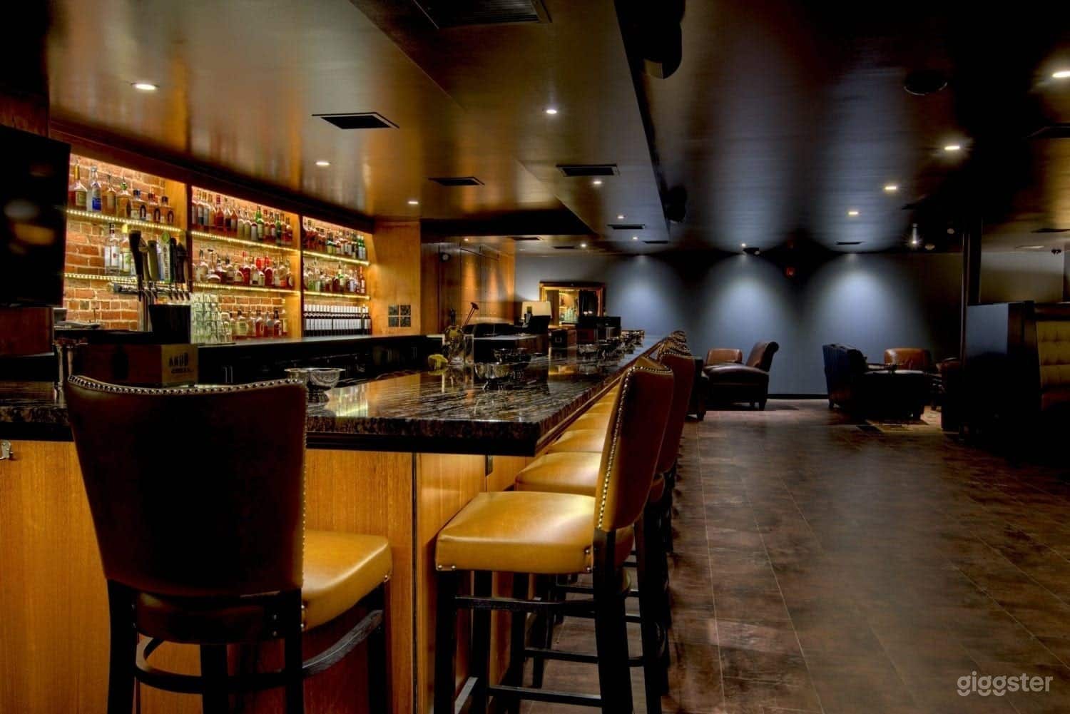 Portsmouth Cigar Bar Area Photo 3